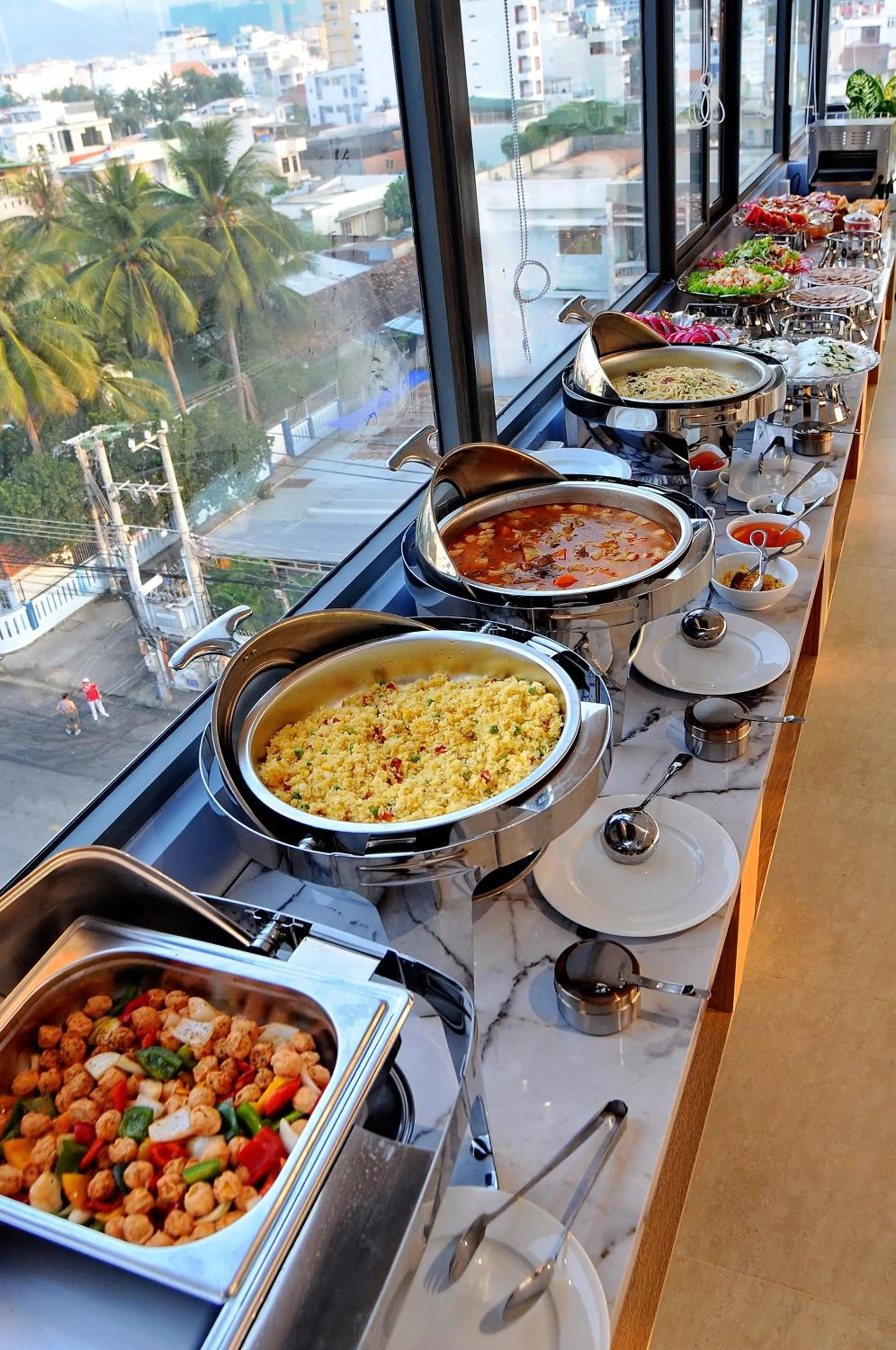 Food and drinks in For You Hotel