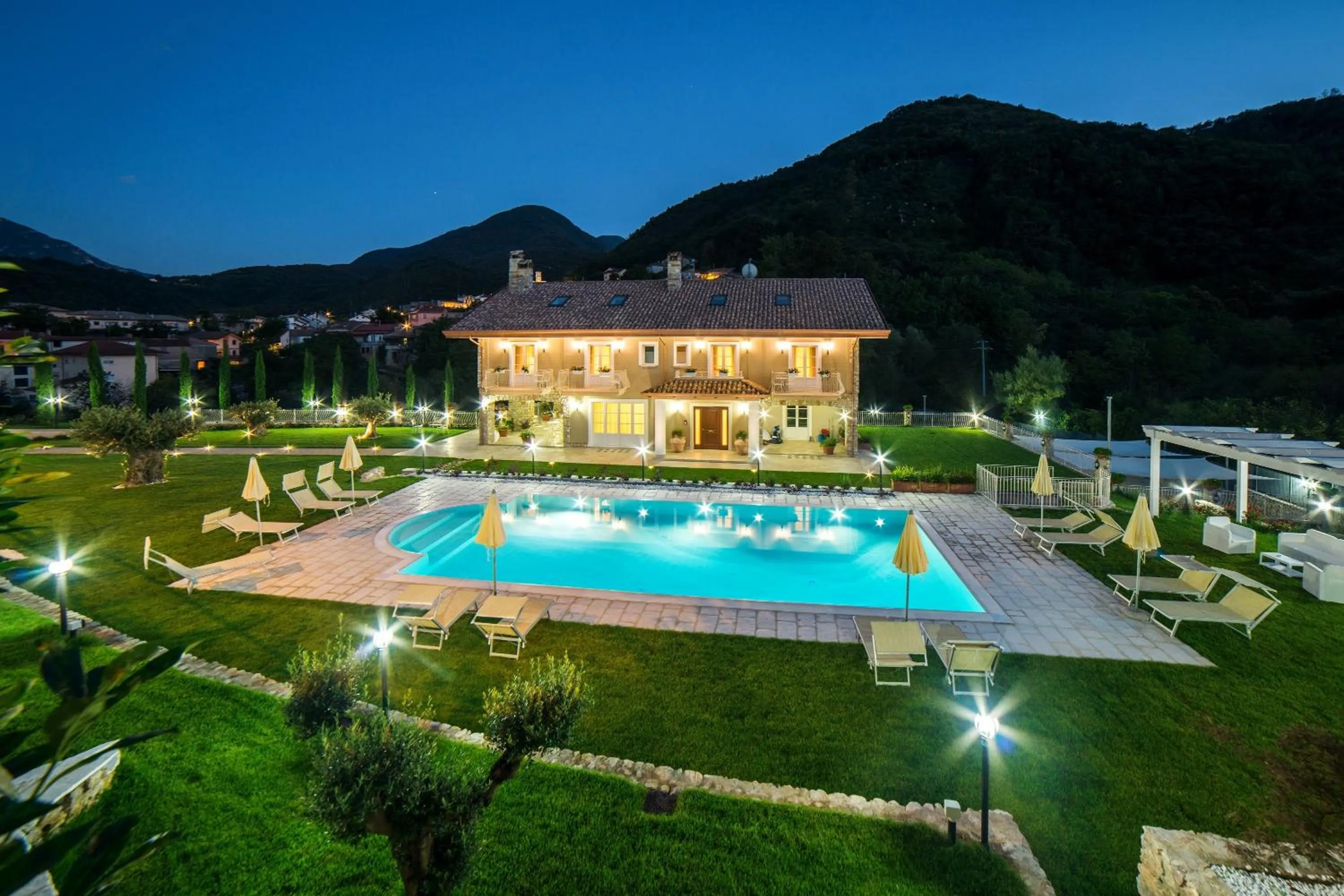 Facade/entrance in Maralè