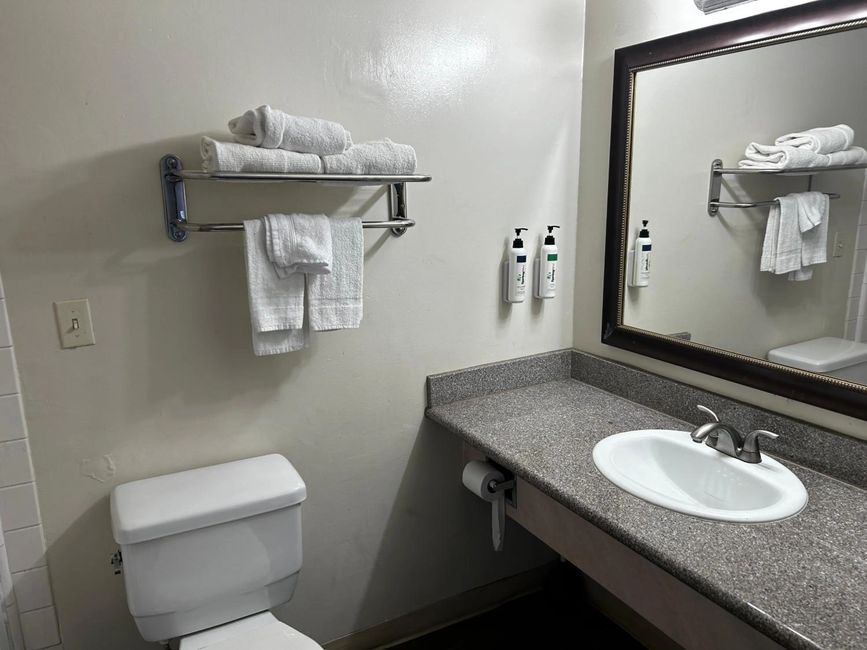 Bathroom in Valley Inn