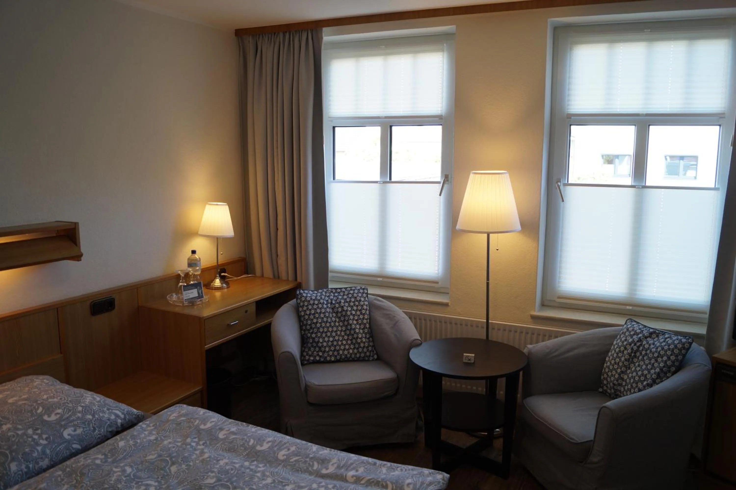 Seating area, Bed in Hotel Villa Undine