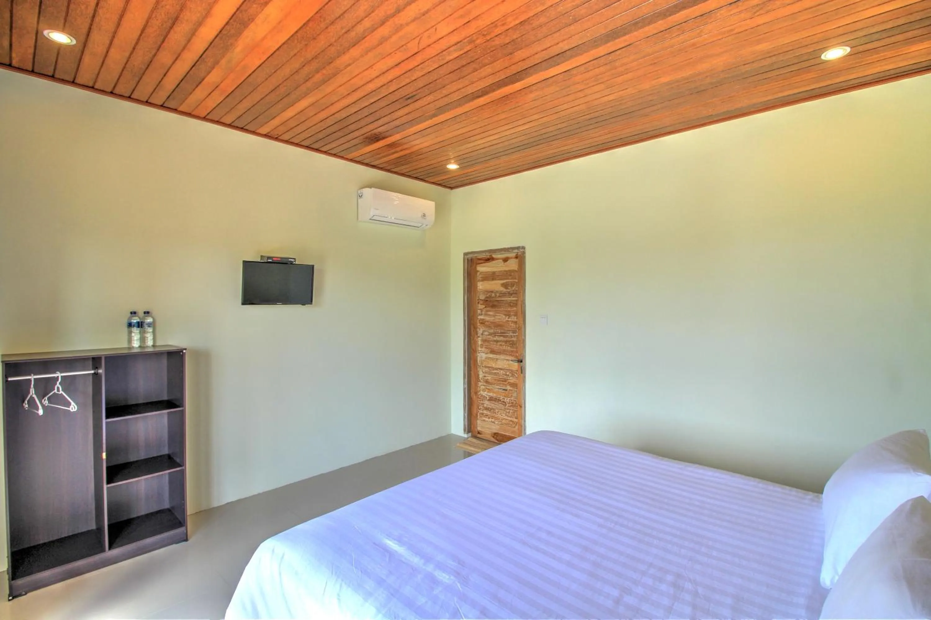 Bed in MESARI Cottage