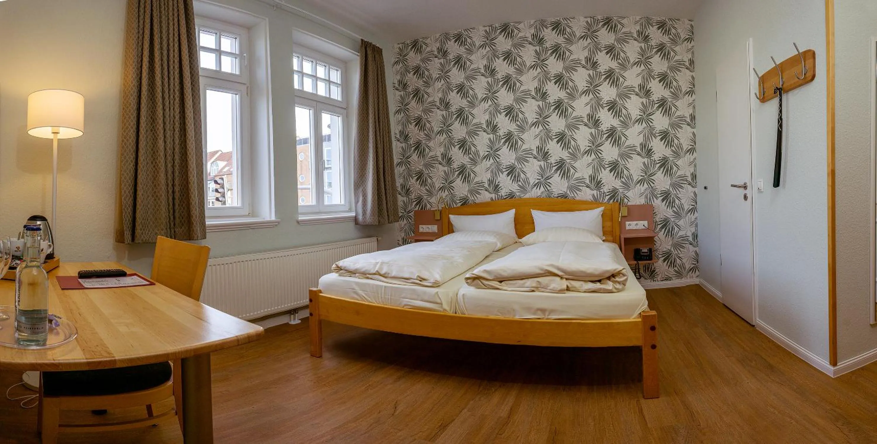 Photo of the whole room, Bed in Hotel Alter Kreisbahnhof