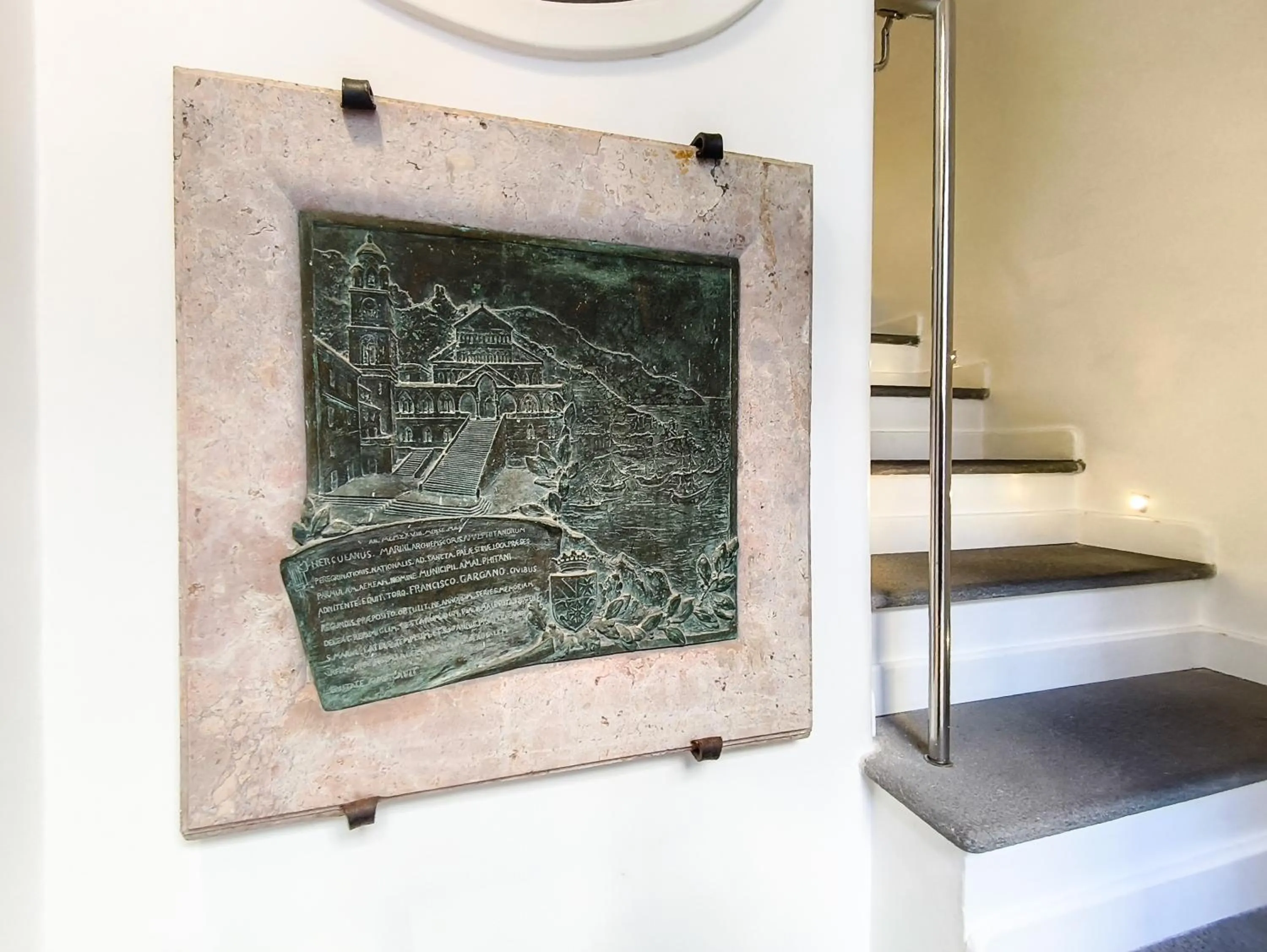 Decorative detail, Bed in Zia Pupetta Suites