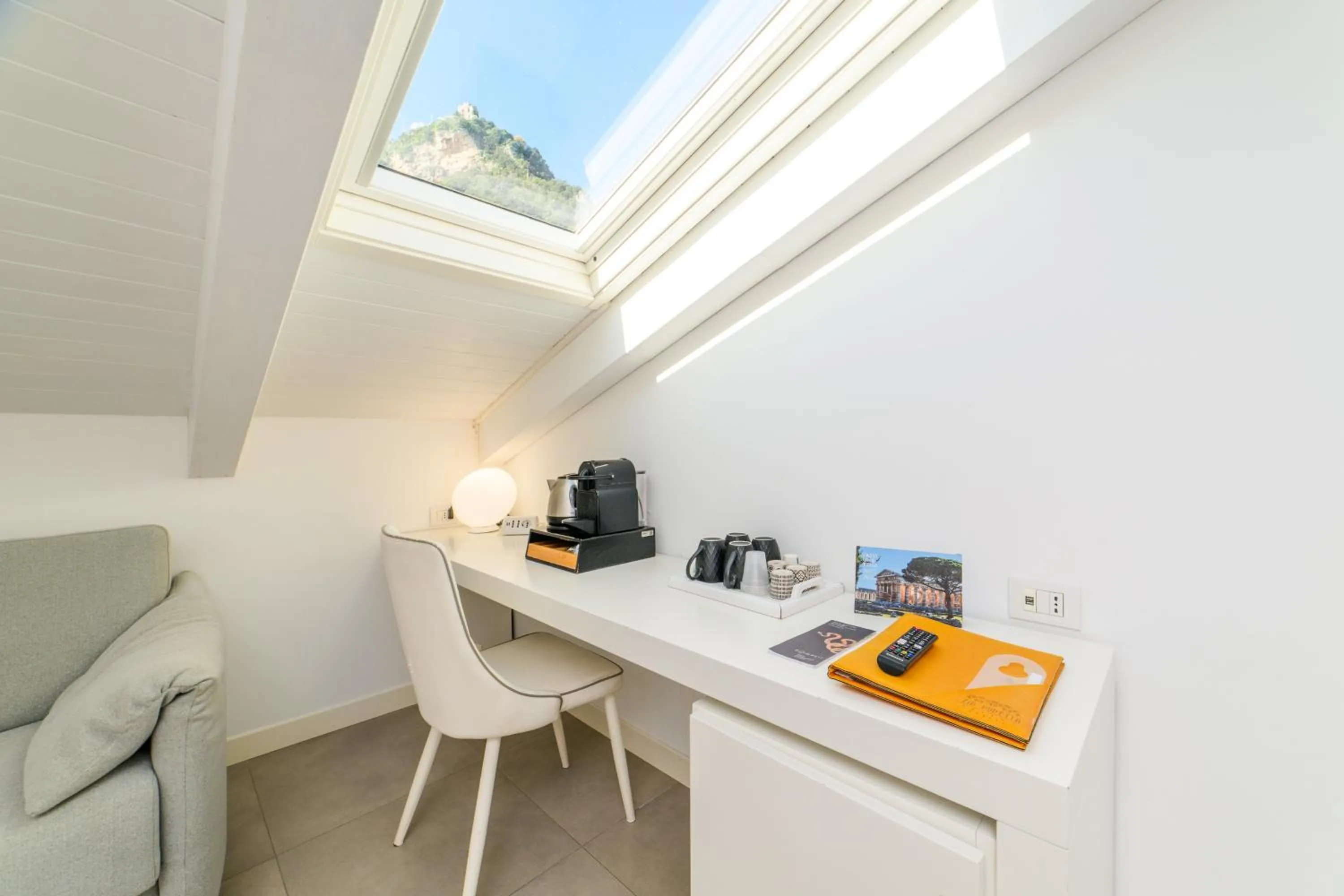 minibar in Zia Pupetta Suites