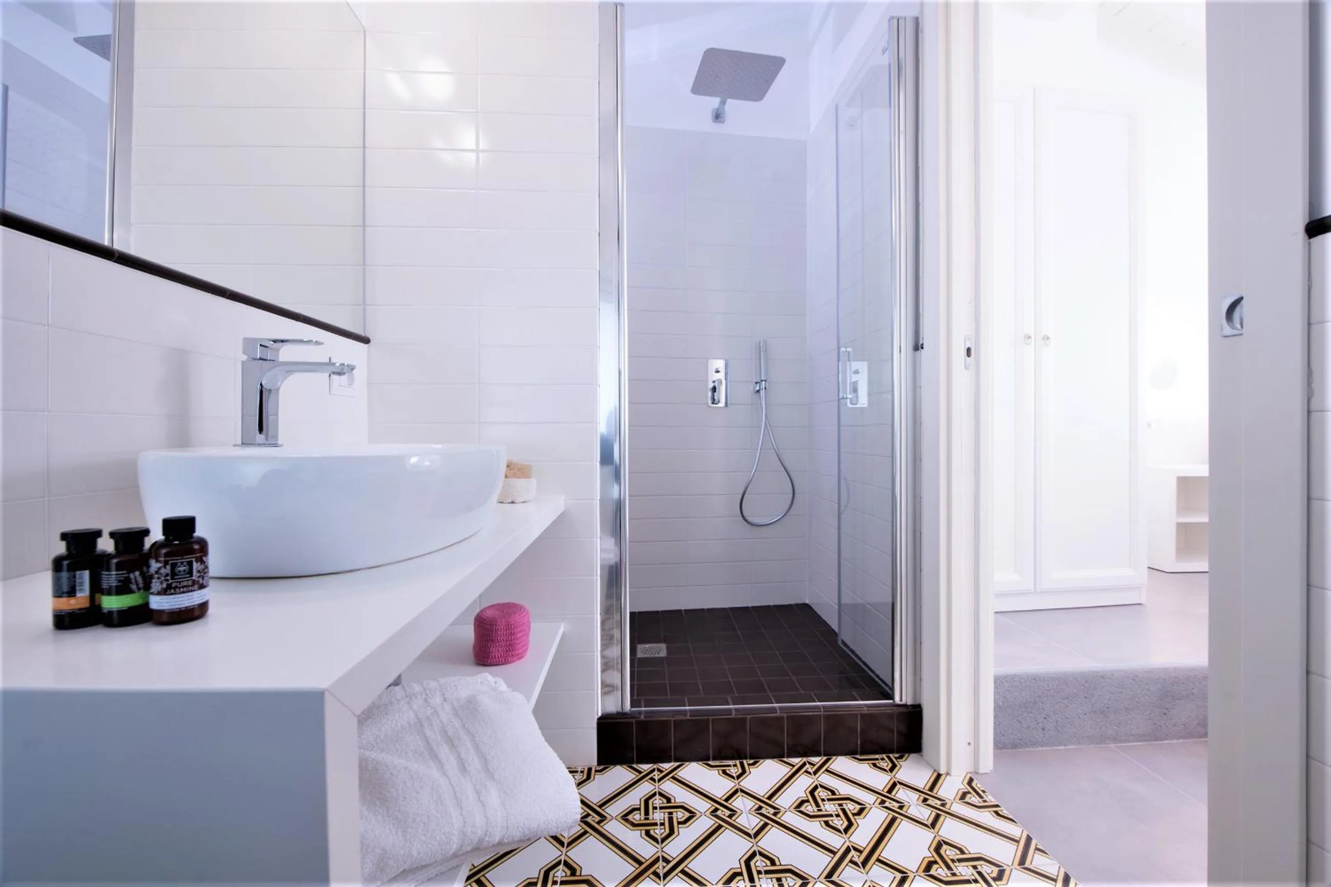 Bathroom in Zia Pupetta Suites