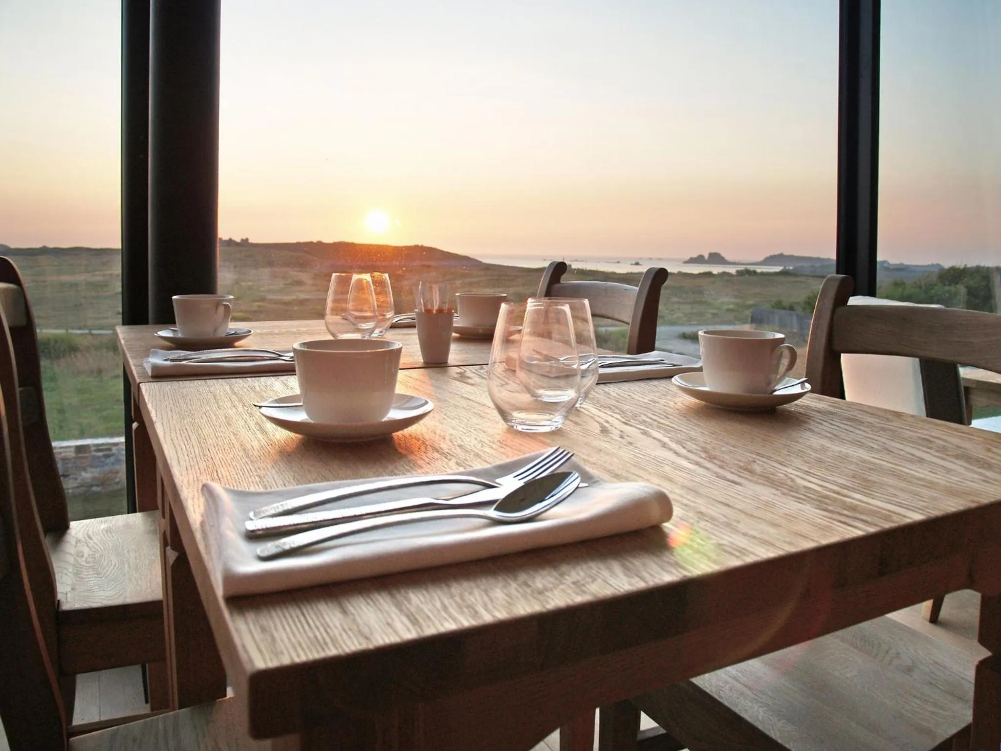 Restaurant/places to eat in Logis Le Château de Sable