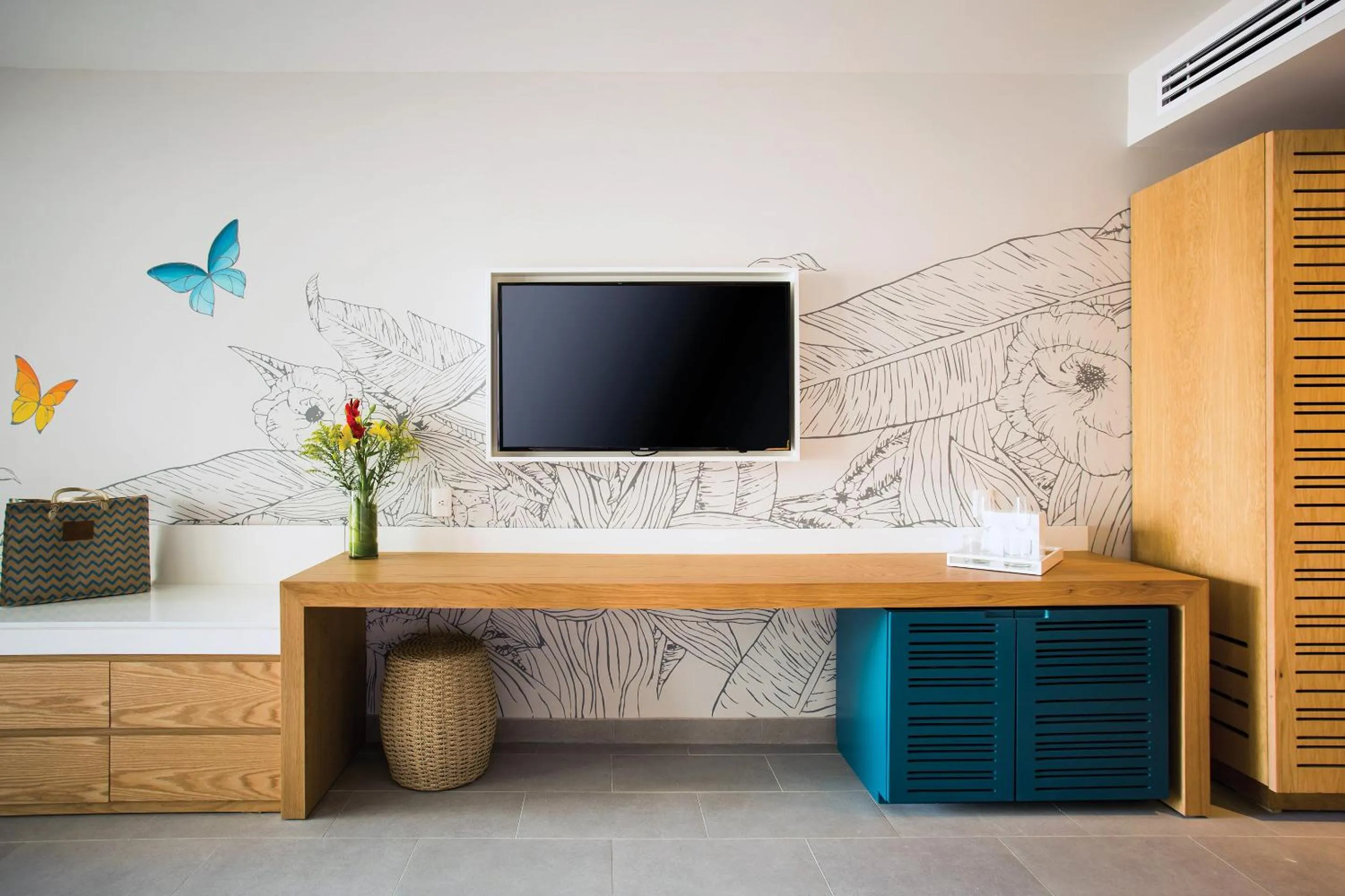 TV and multimedia in Dreams Natura Resort & Spa - All Inclusive