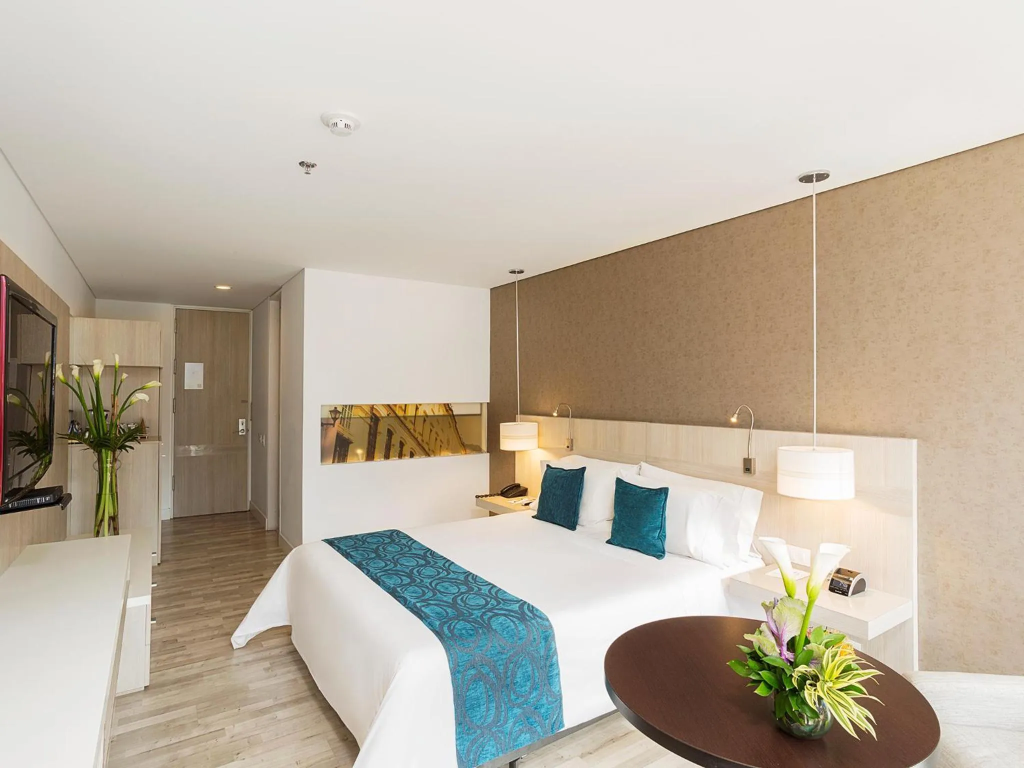 Bedroom, Bed in Hotel bh Bicentenario