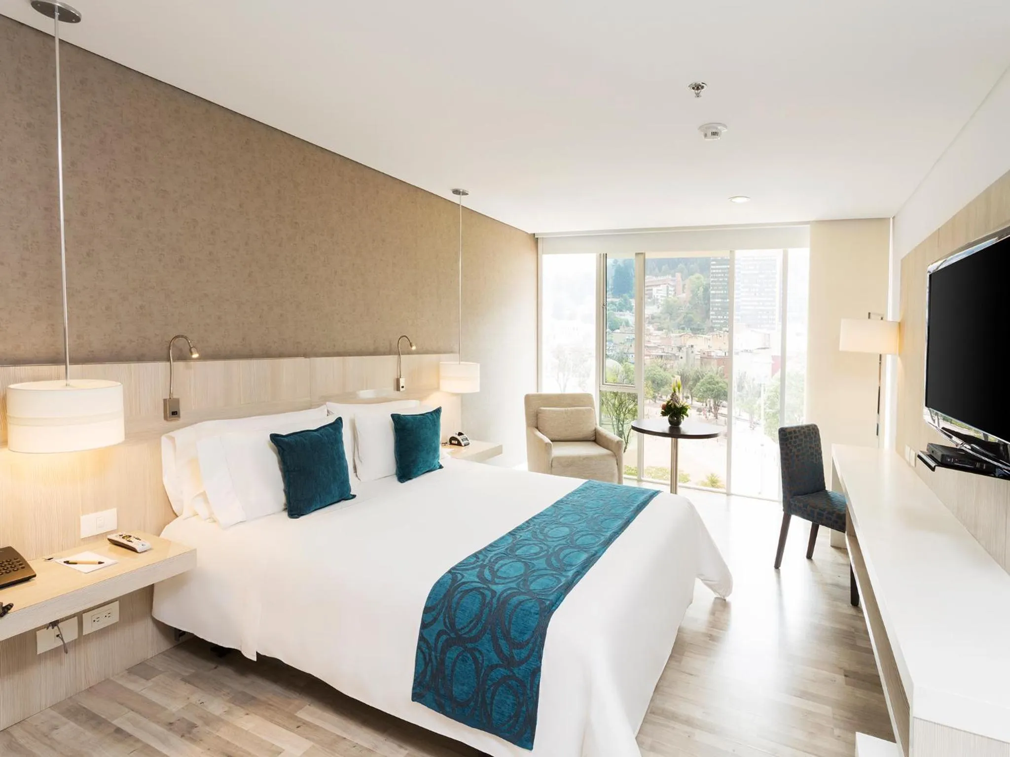 Photo of the whole room, Bed in Hotel bh Bicentenario