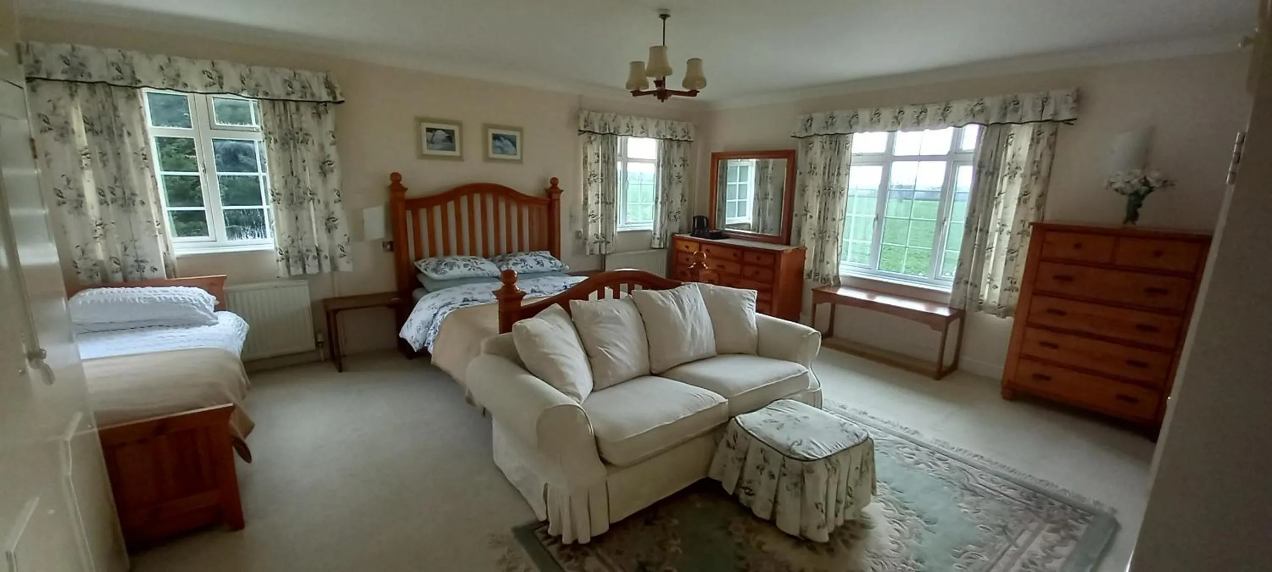 Family Suite in Plumpton House