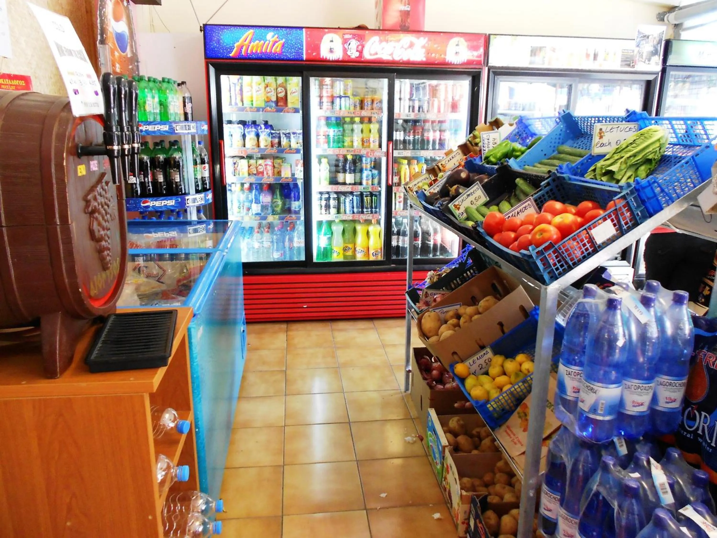 On-site shops in Anemona Studios