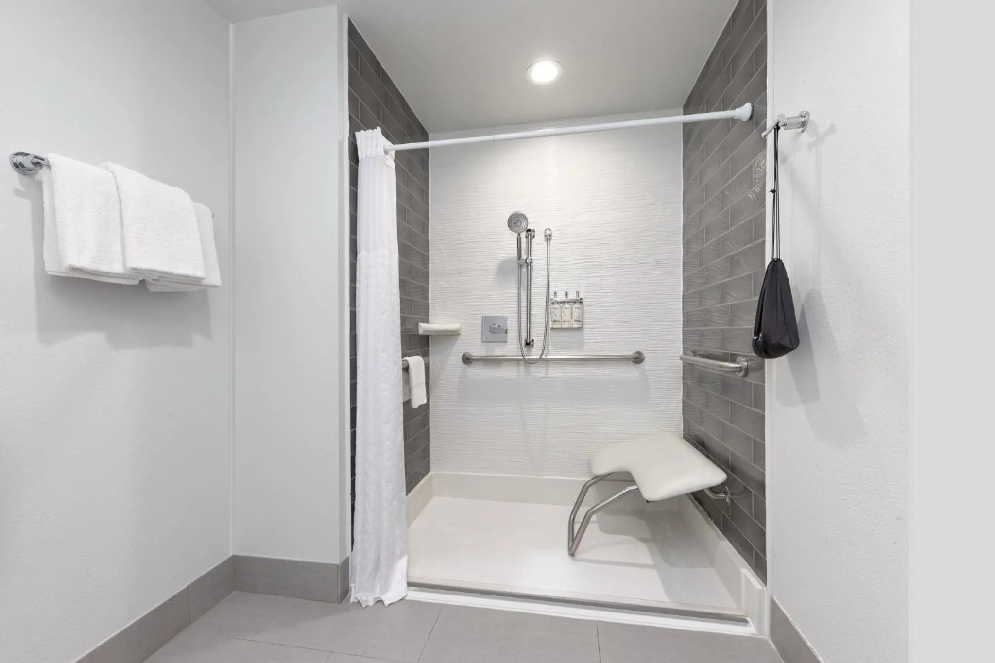 Bathroom in Holiday Inn Express - Dallas Downtown by IHG