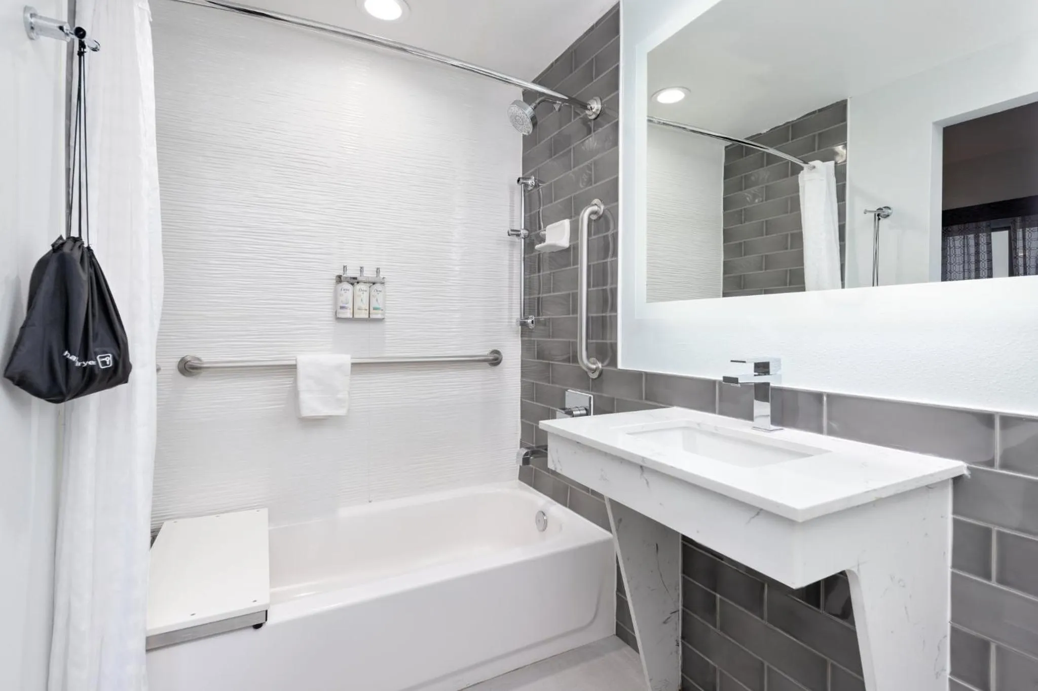 Bathroom in Holiday Inn Express - Dallas Downtown by IHG