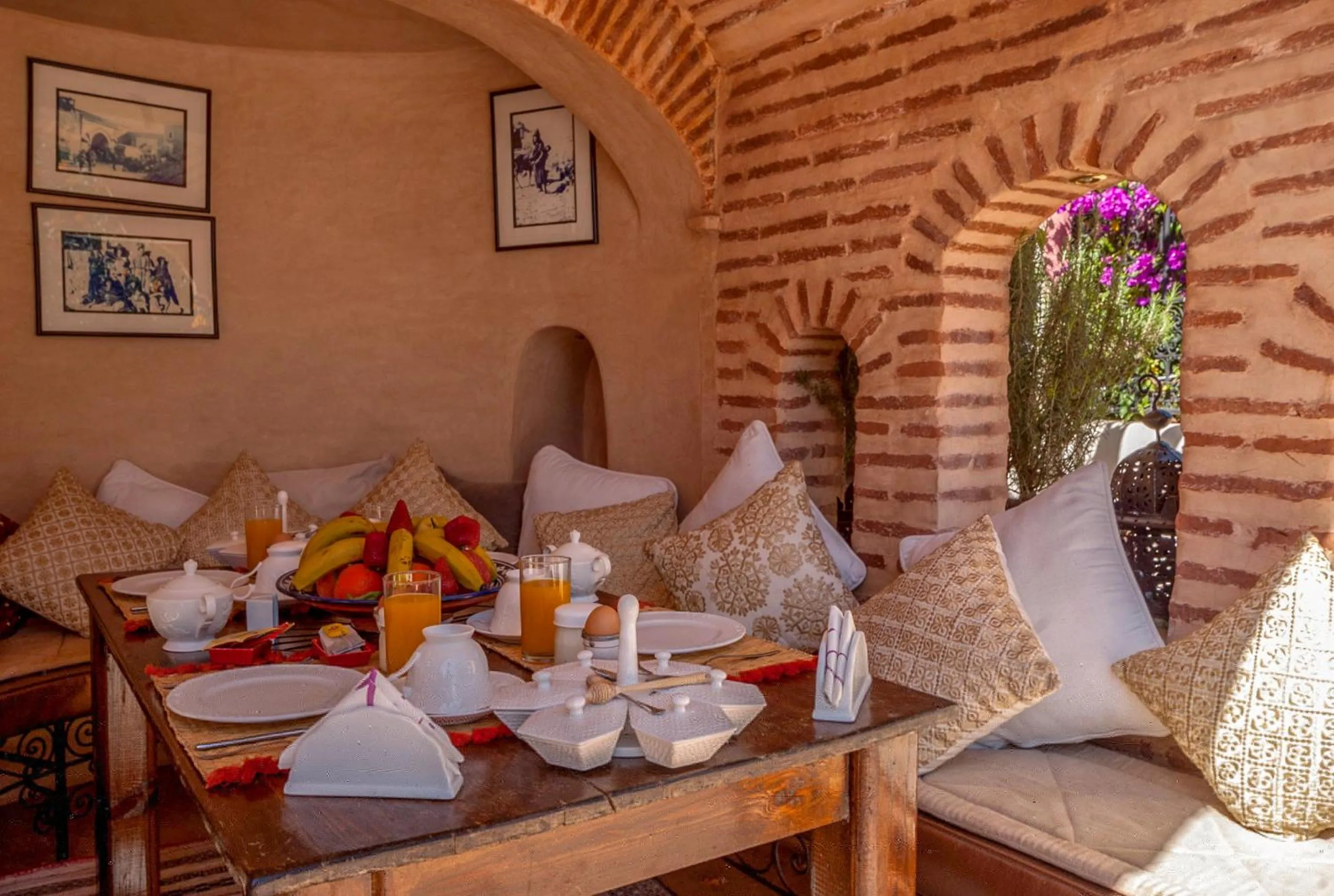 Dining area in Riad Anabel