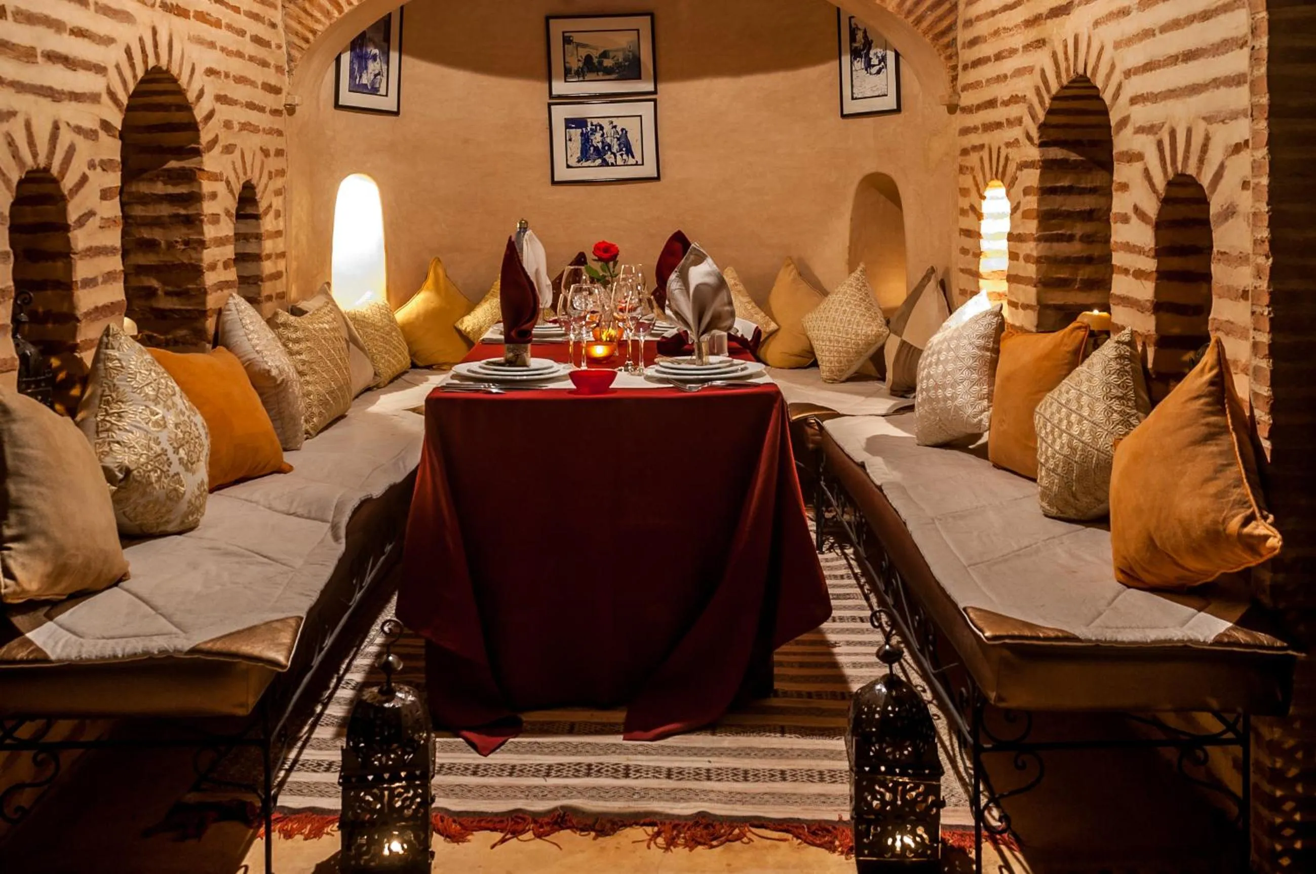 Restaurant/places to eat in Riad Anabel