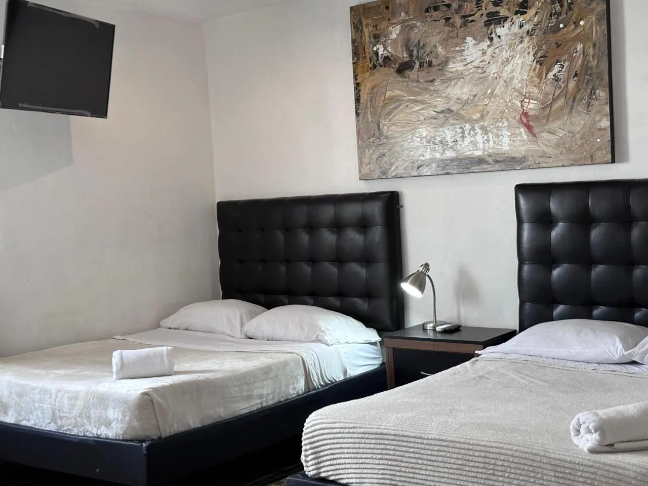 Bed in Suites Apodaca