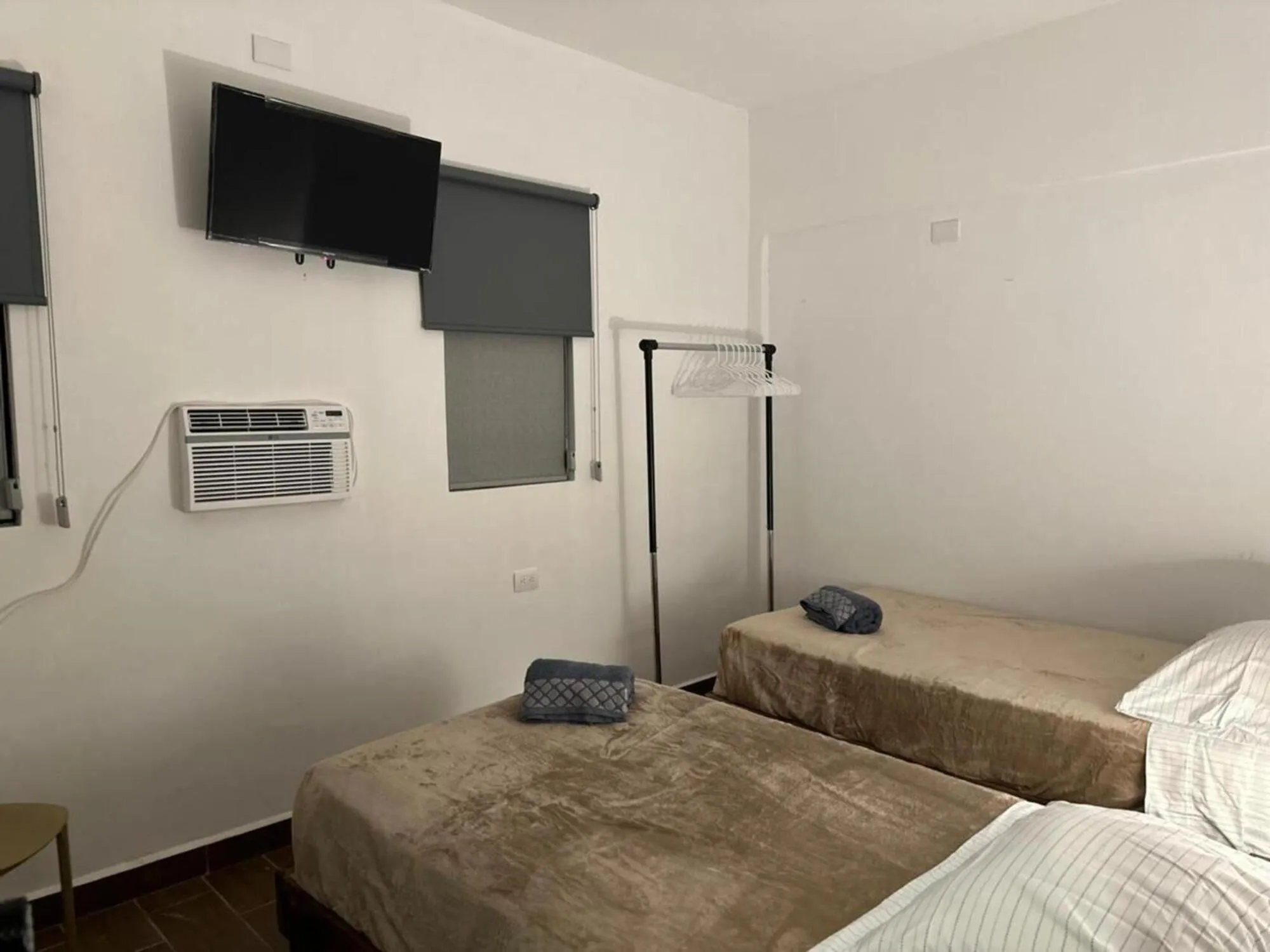 Bed in Suites Apodaca