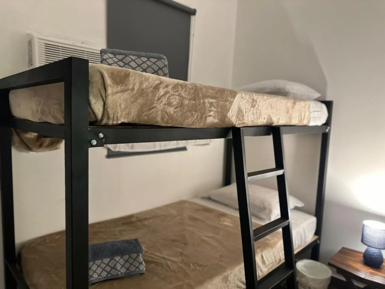 Bed in Suites Apodaca