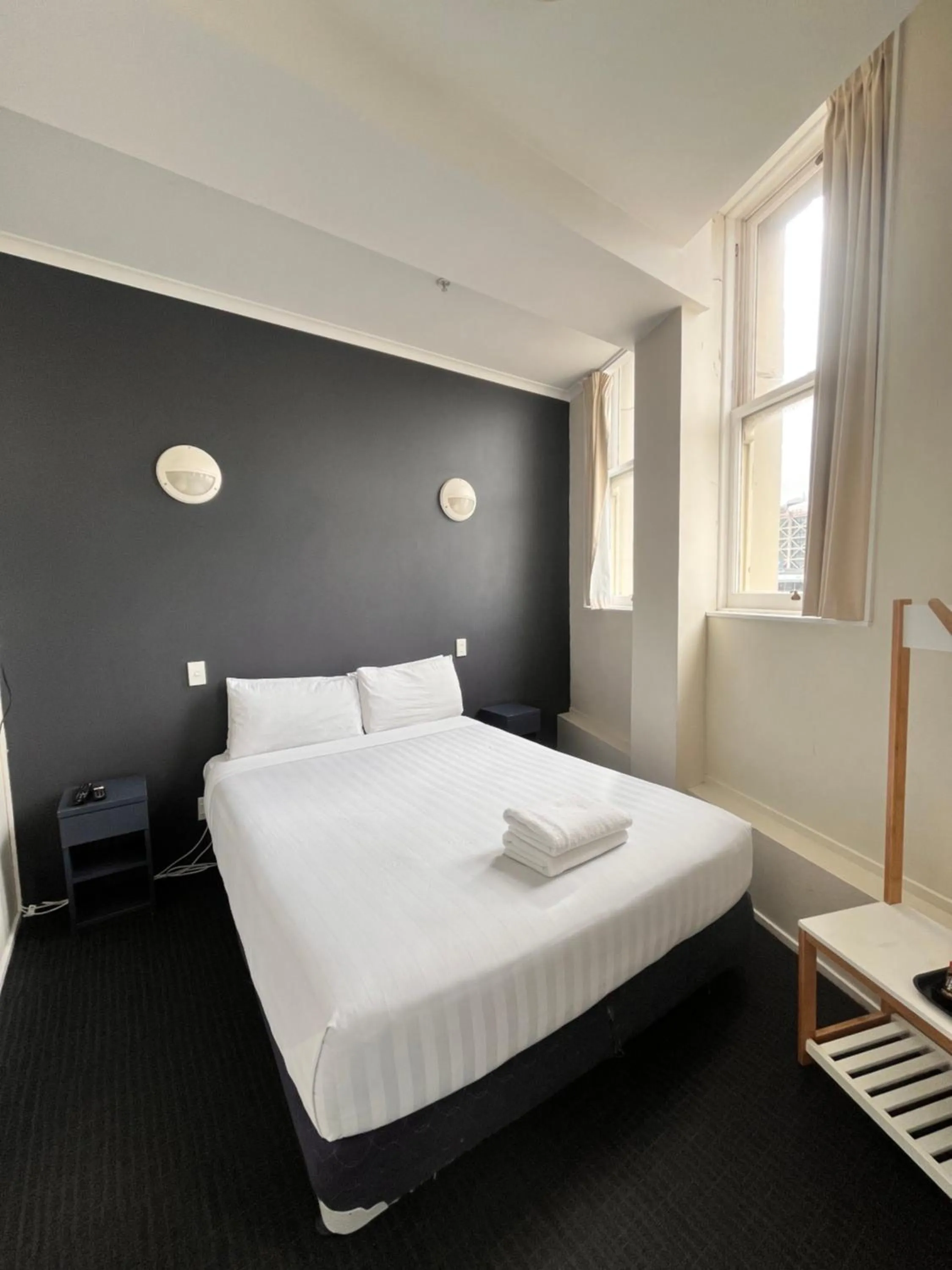 Bed in Nomads Capital Backpackers - Wellington