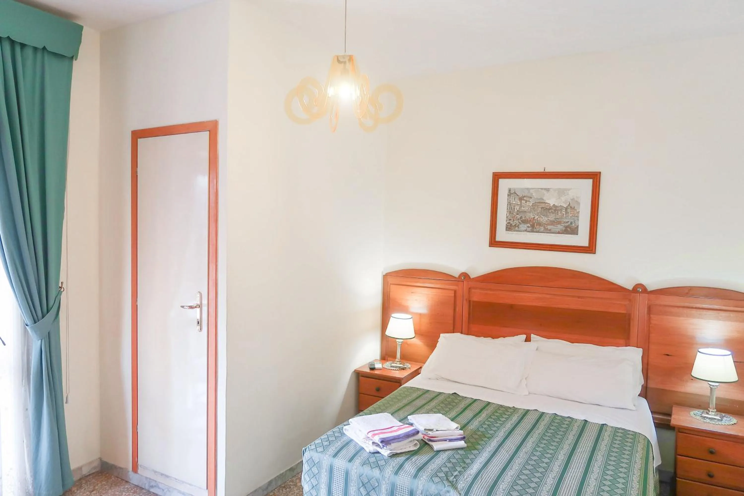 Bedroom, Bed in The Condottieri