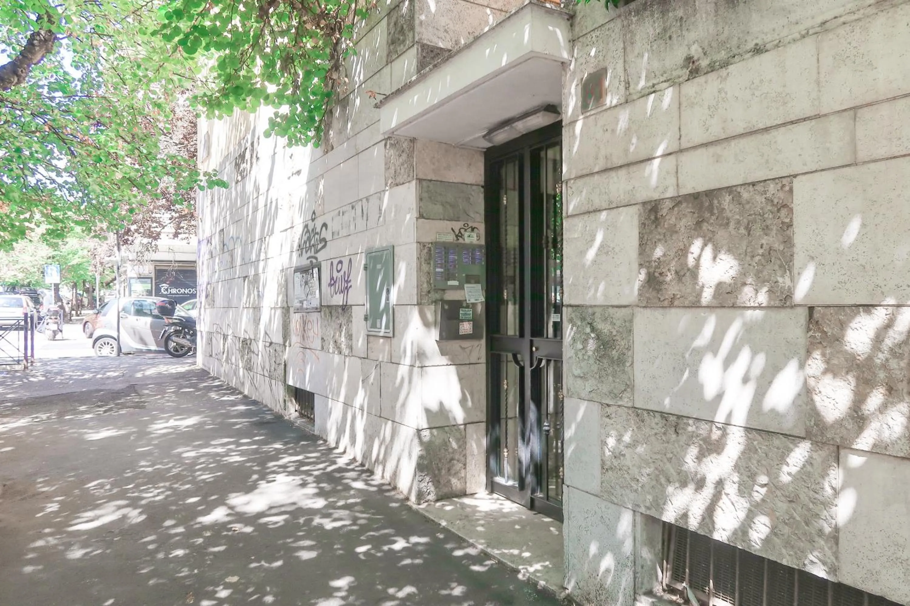 Facade/entrance in The Condottieri