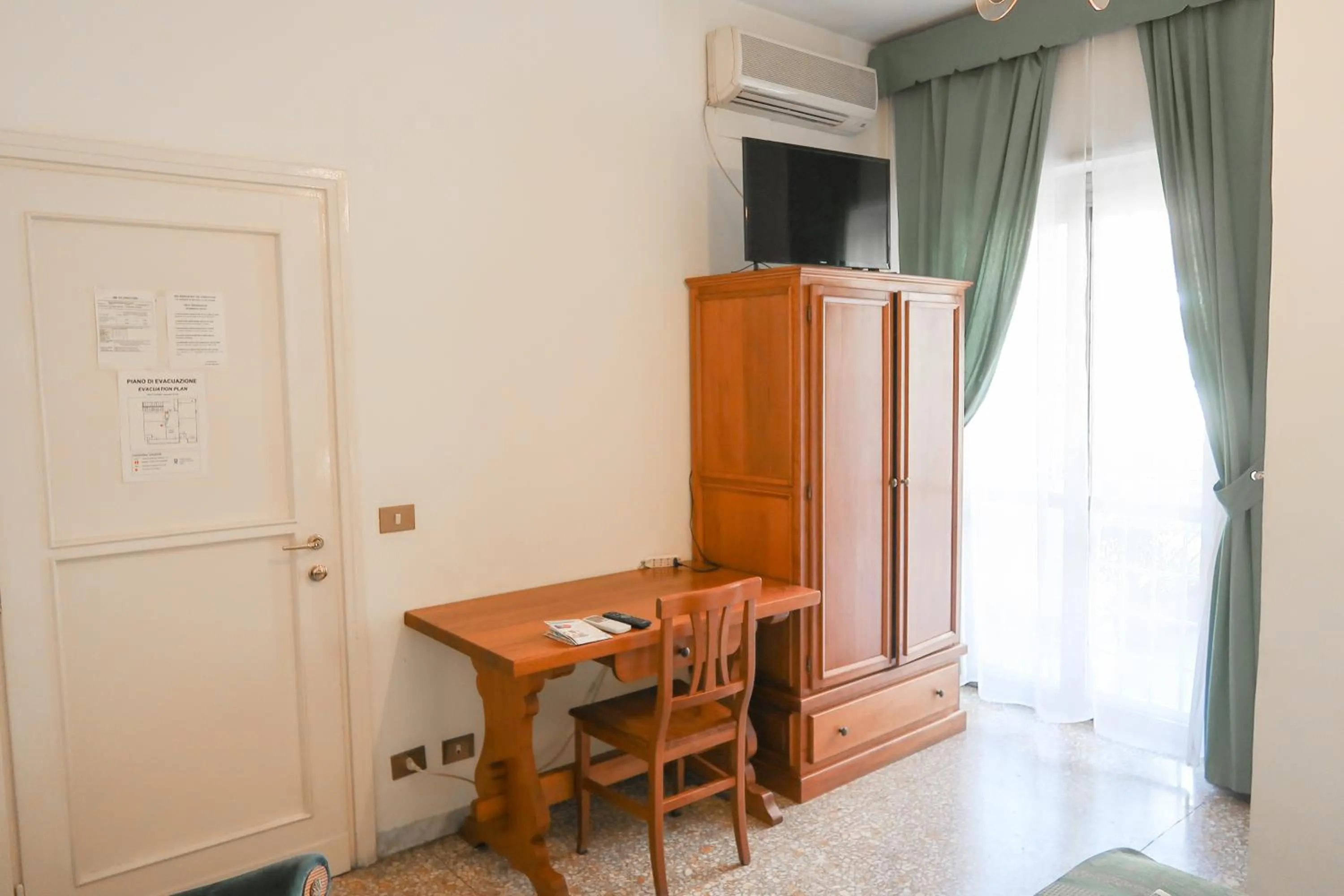 Bedroom in The Condottieri