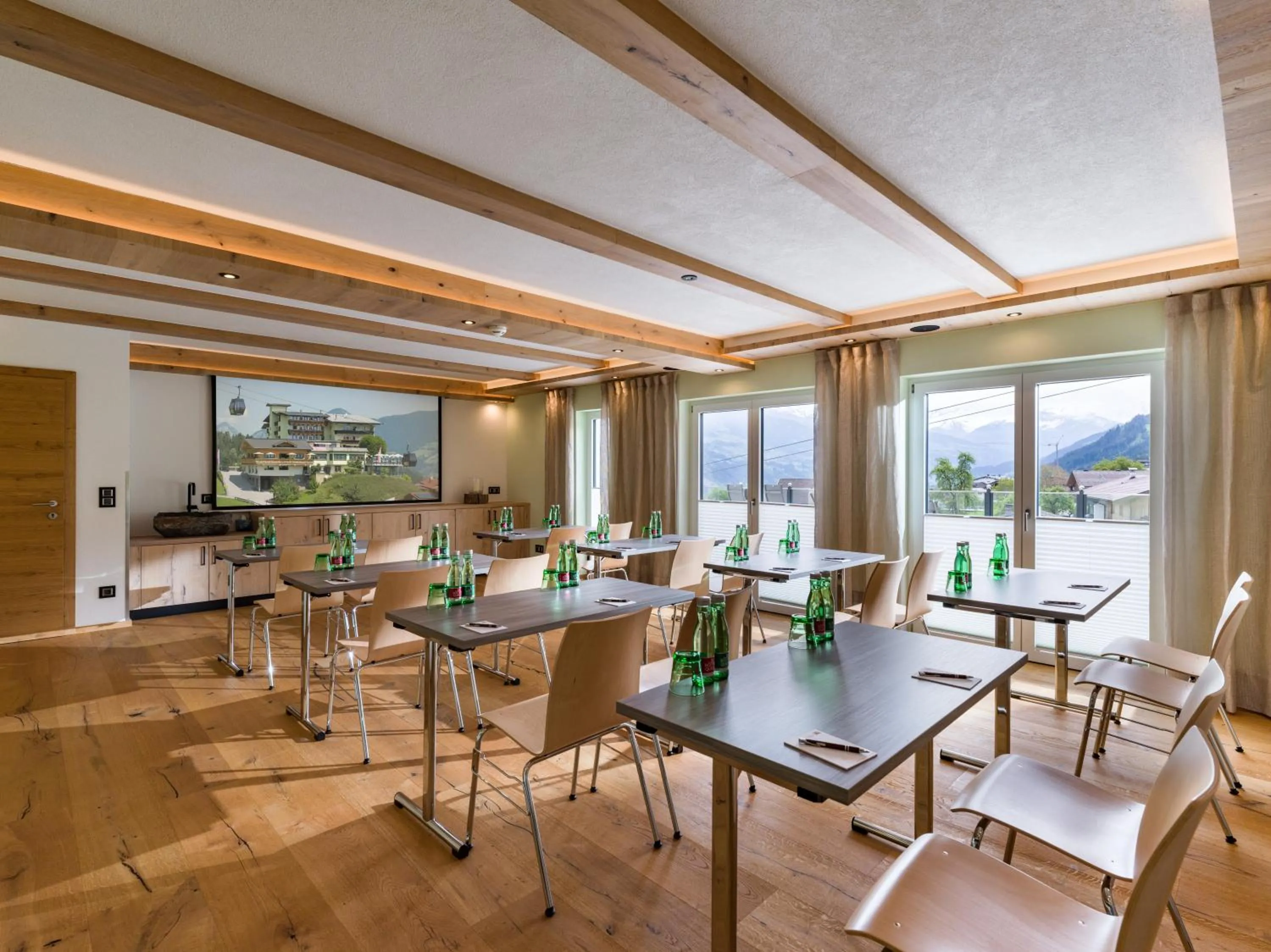 Business facilities in Hotel Waldfriede - Der Logenplatz im Zillertal