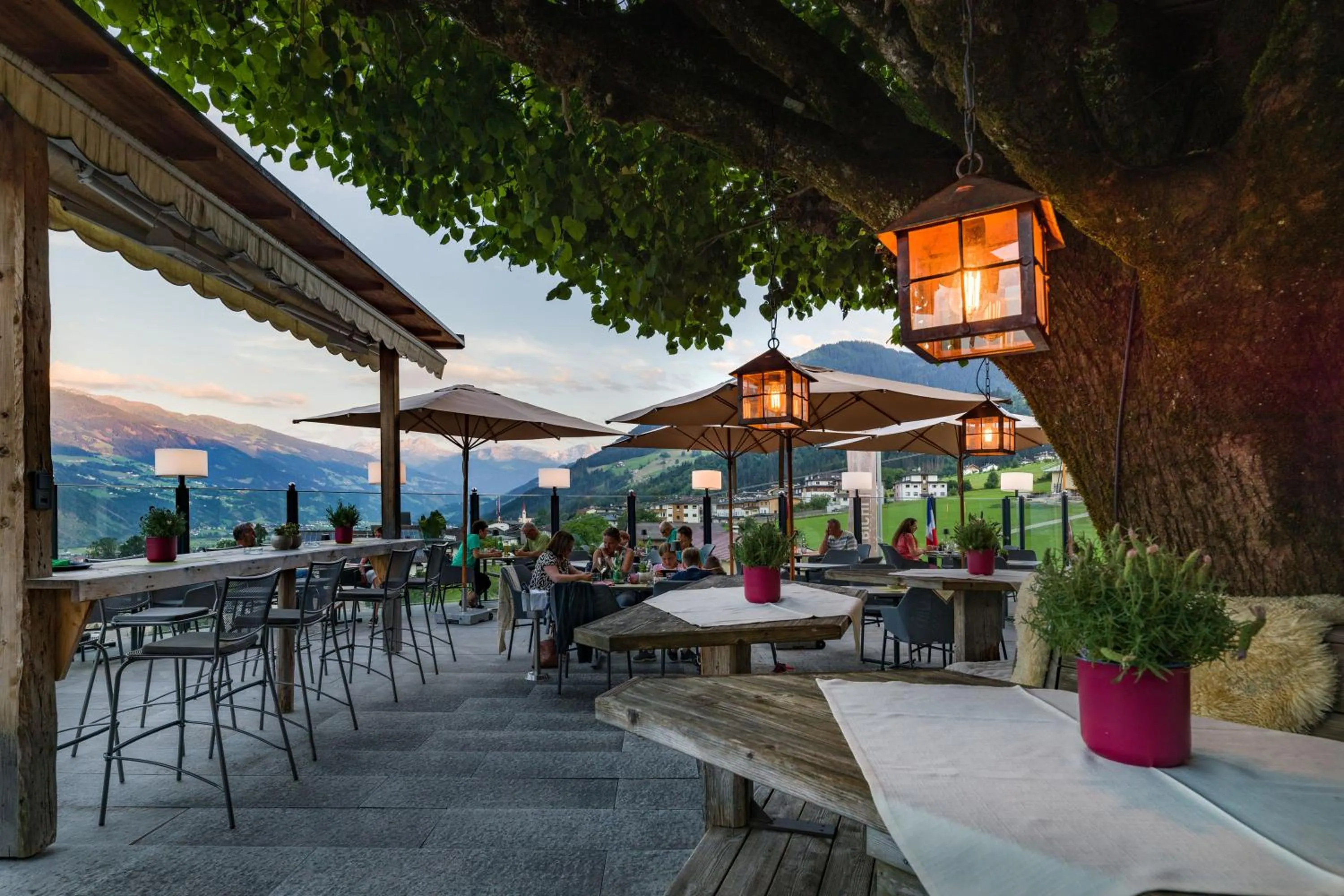 Summer in Hotel Waldfriede - Der Logenplatz im Zillertal