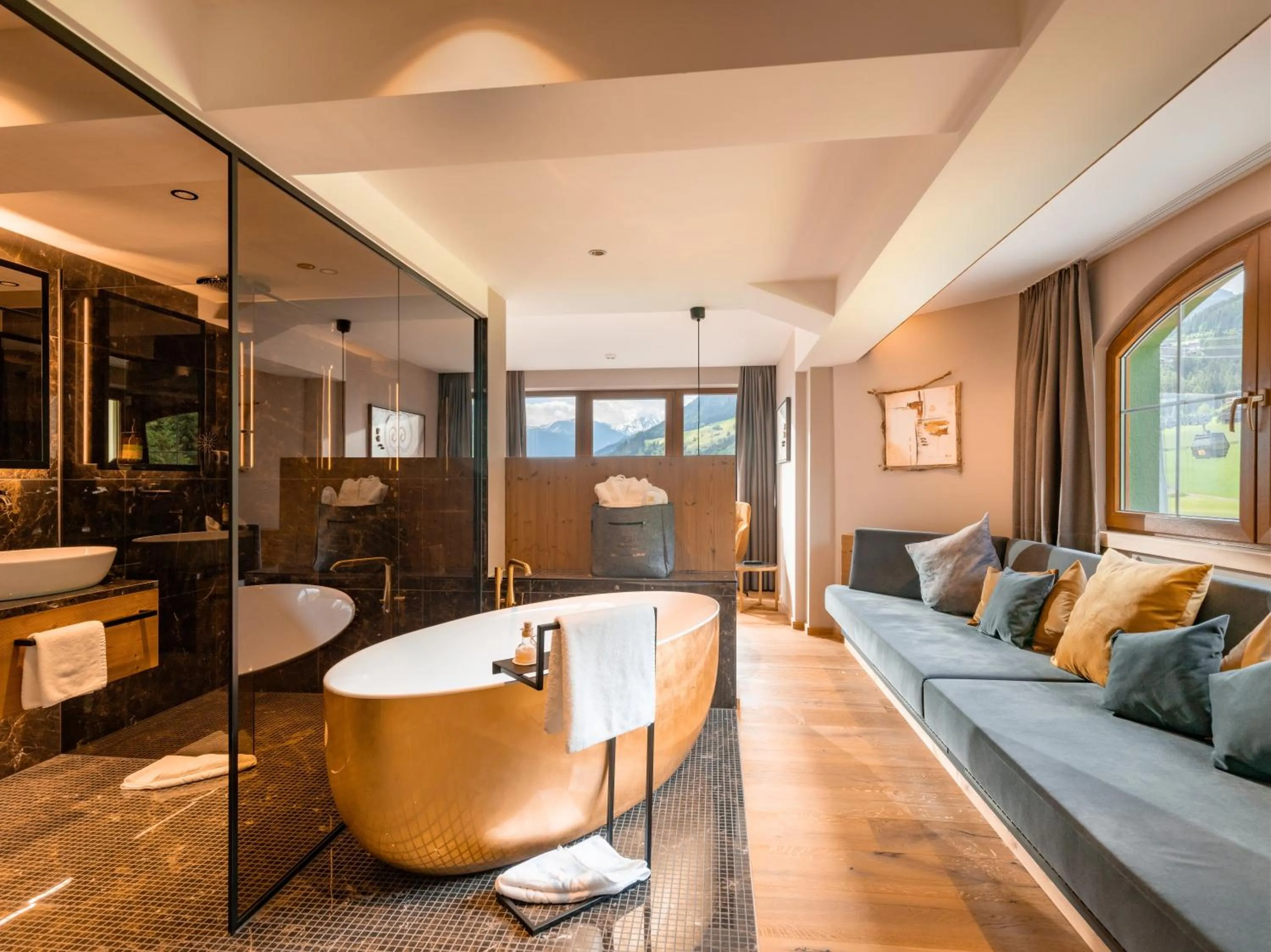 Bathroom in Hotel Waldfriede - Der Logenplatz im Zillertal