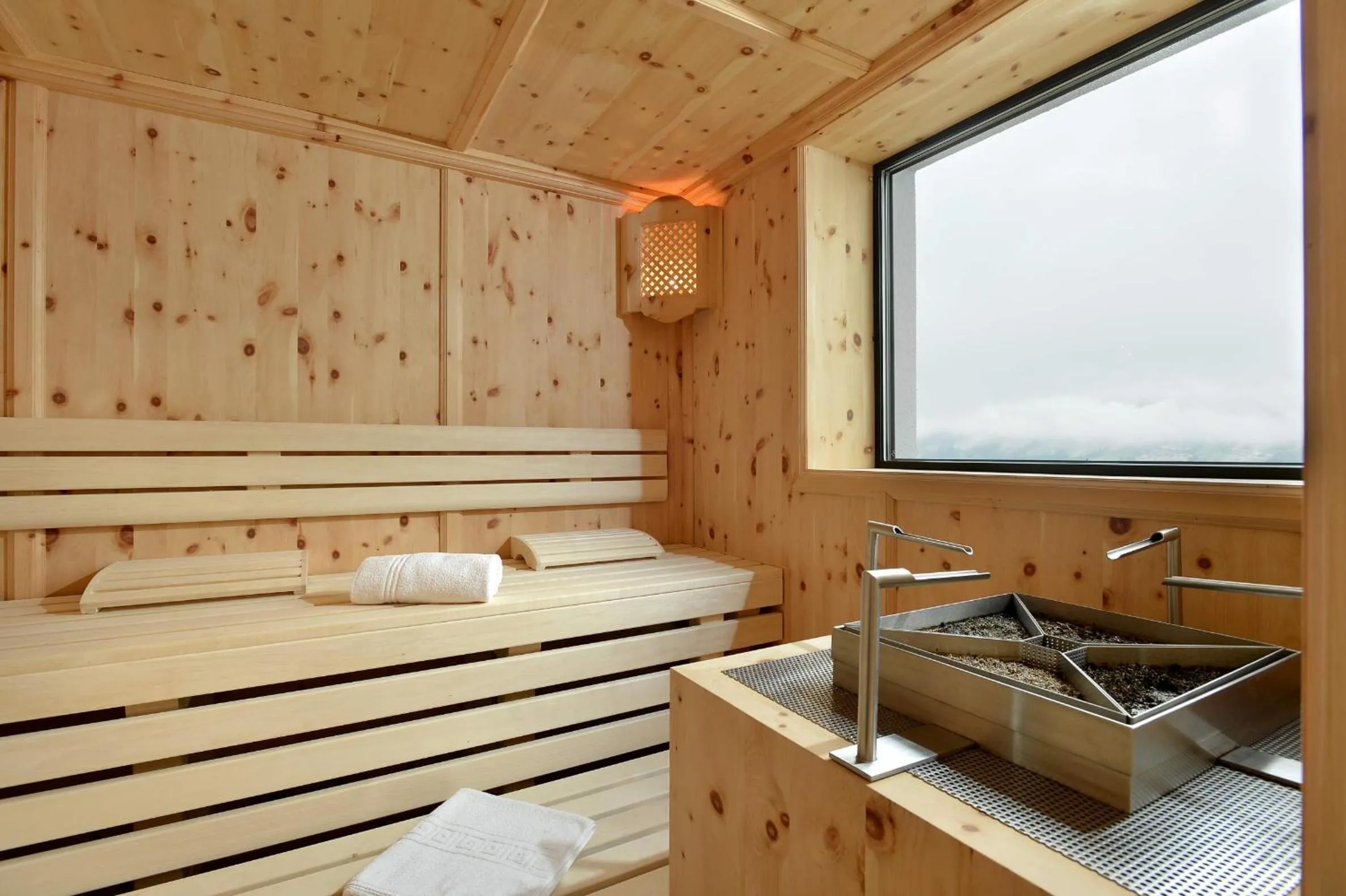 Day in Hotel Waldfriede - Der Logenplatz im Zillertal