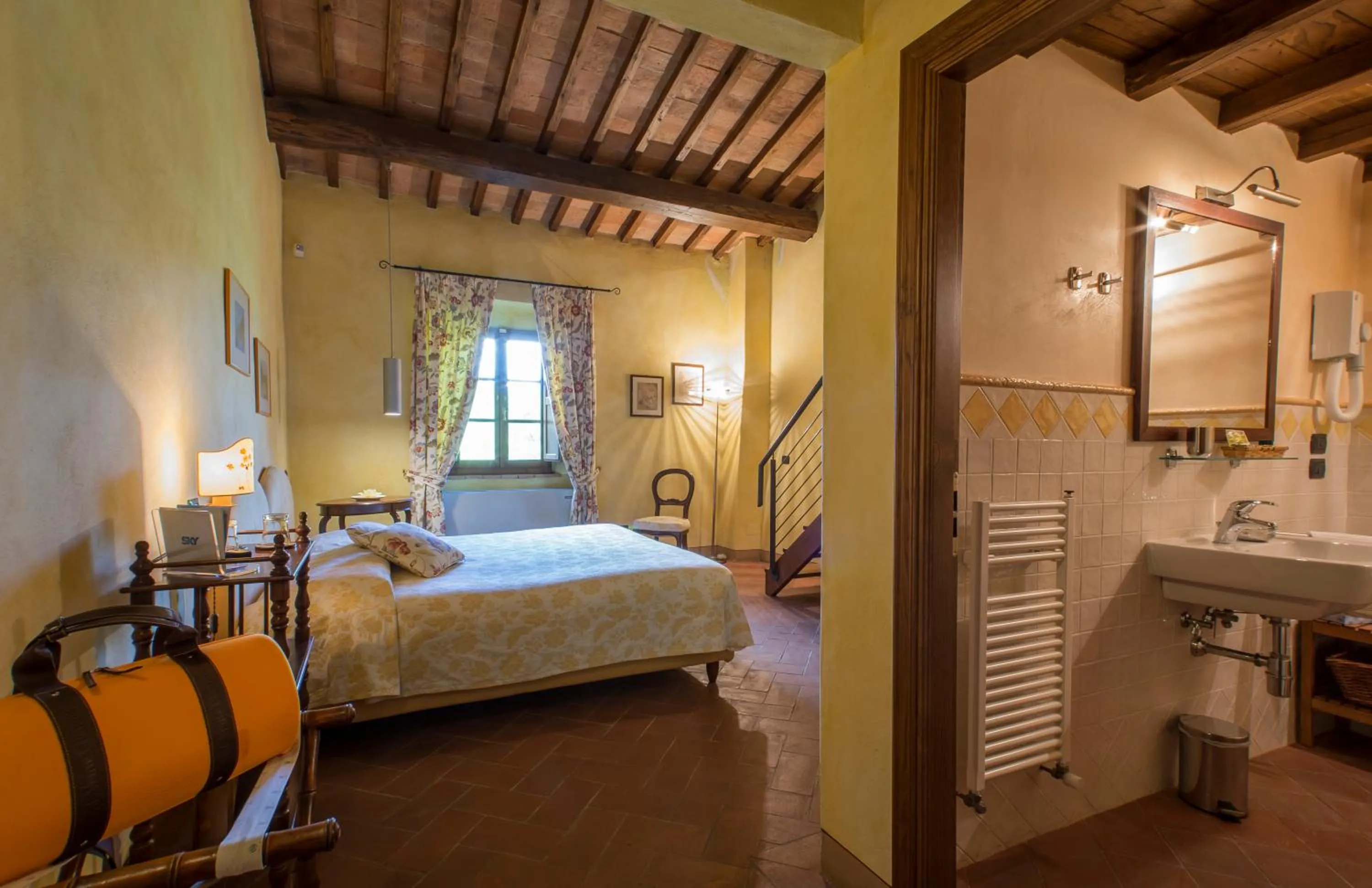Bathroom, Bed in Il Nido di Gabbiano