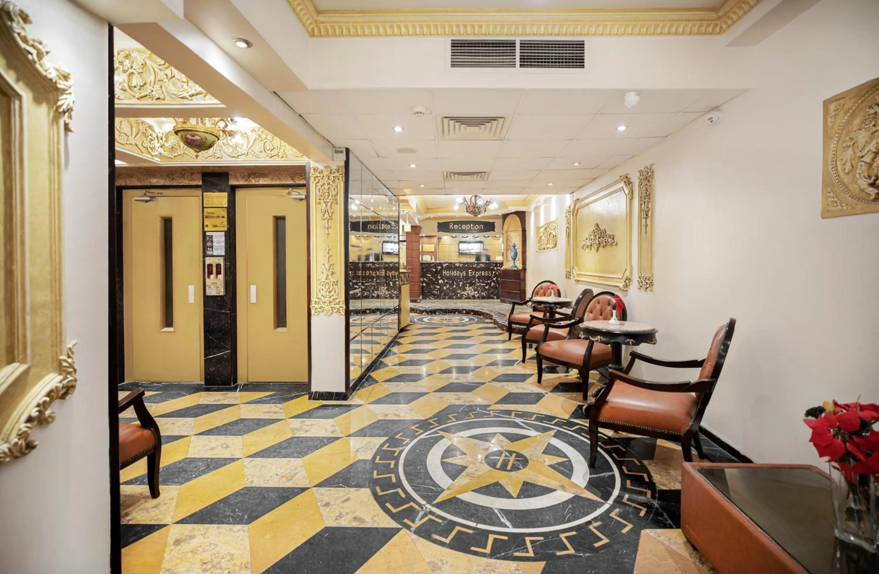 Lobby or reception in Holidays Express Hotel