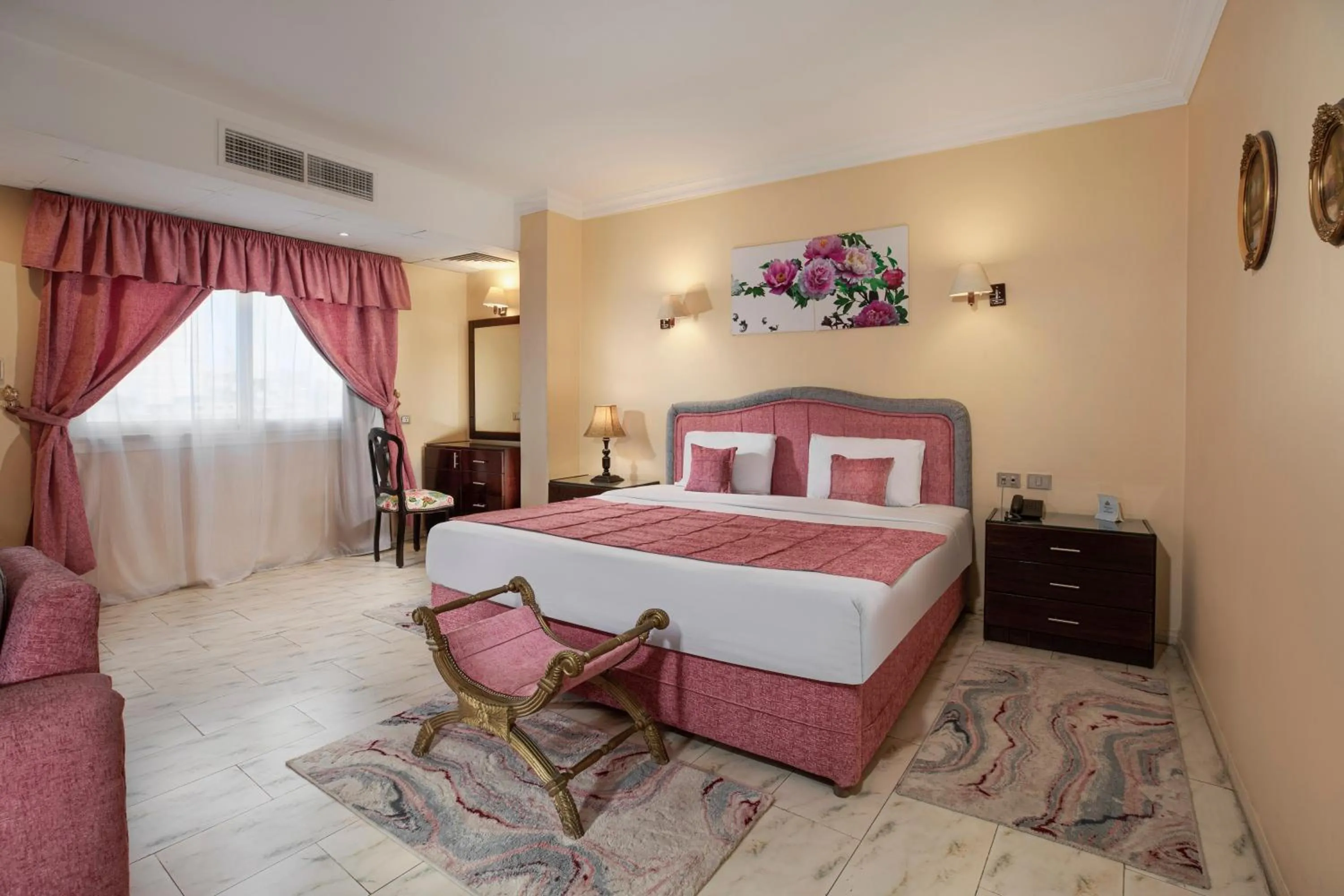 Bed in Holidays Express Hotel