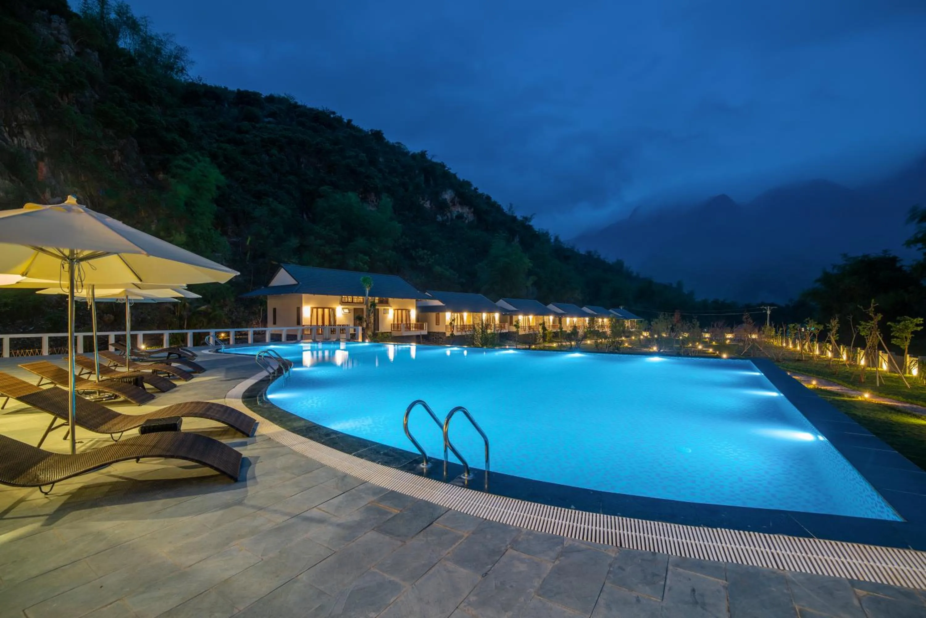 Property building in Mai Chau Mountain View Resort