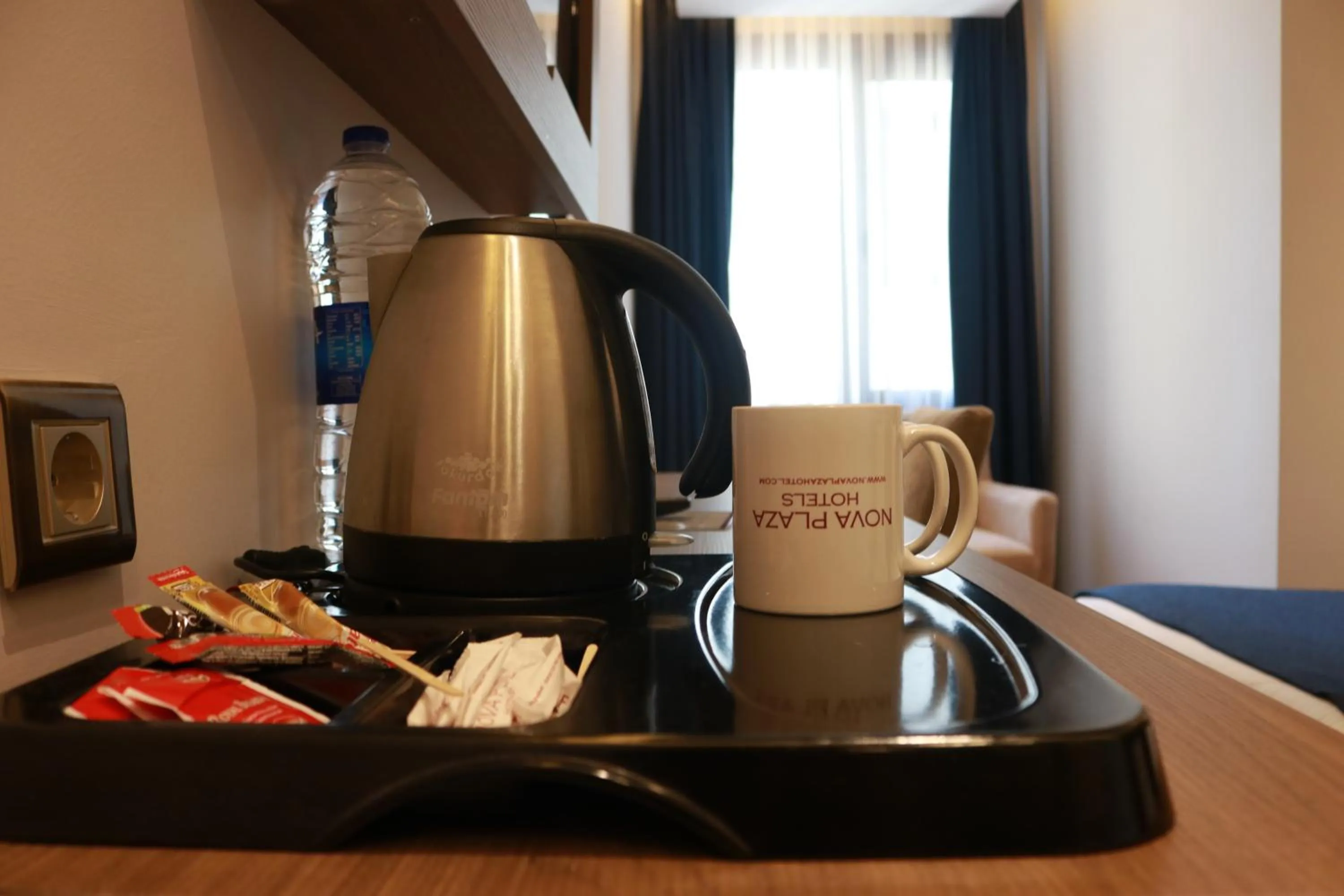 Coffee/tea facilities in Nova Plaza Crystal Hotel & Spa