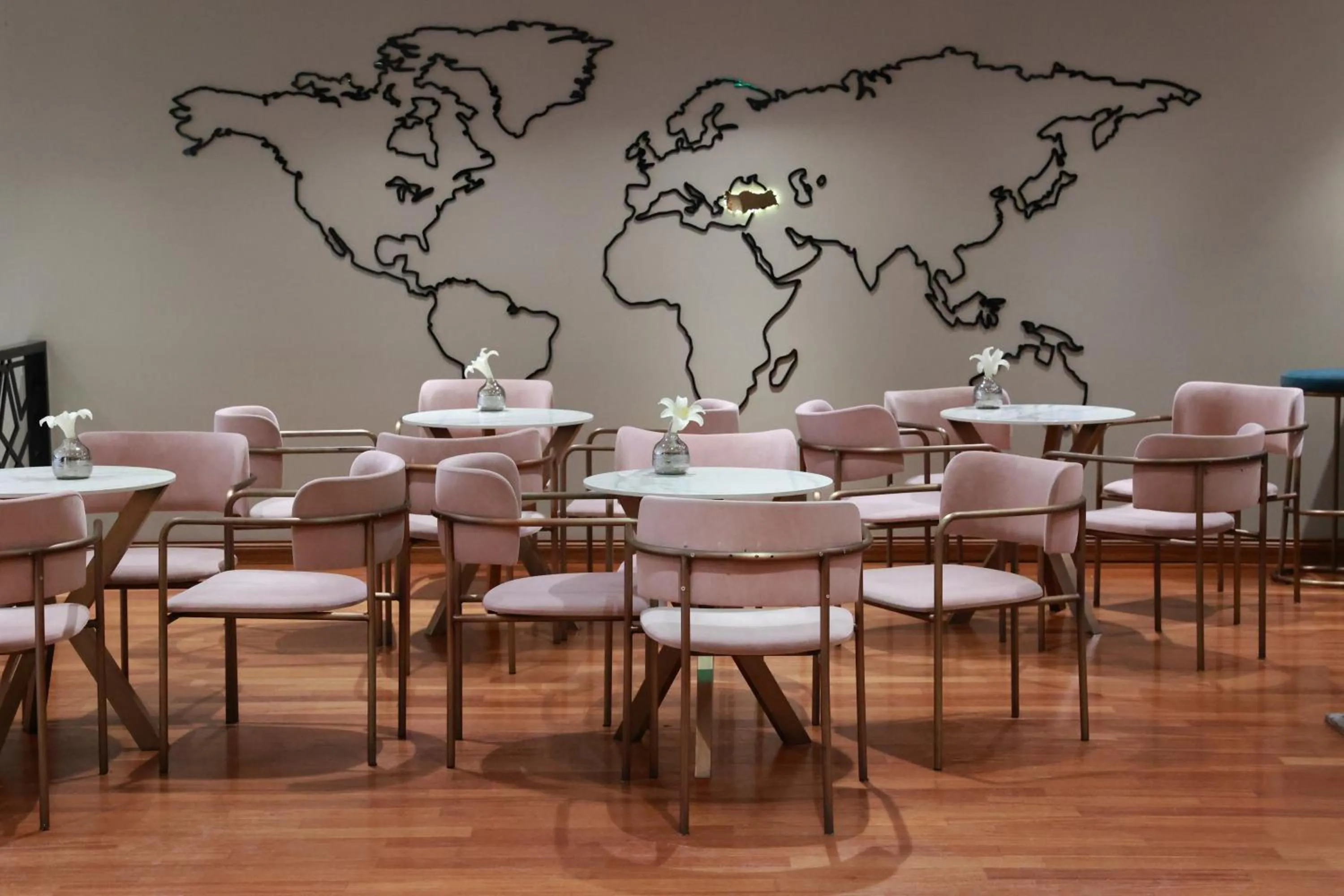 Lounge or bar in Nova Plaza Crystal Hotel & Spa