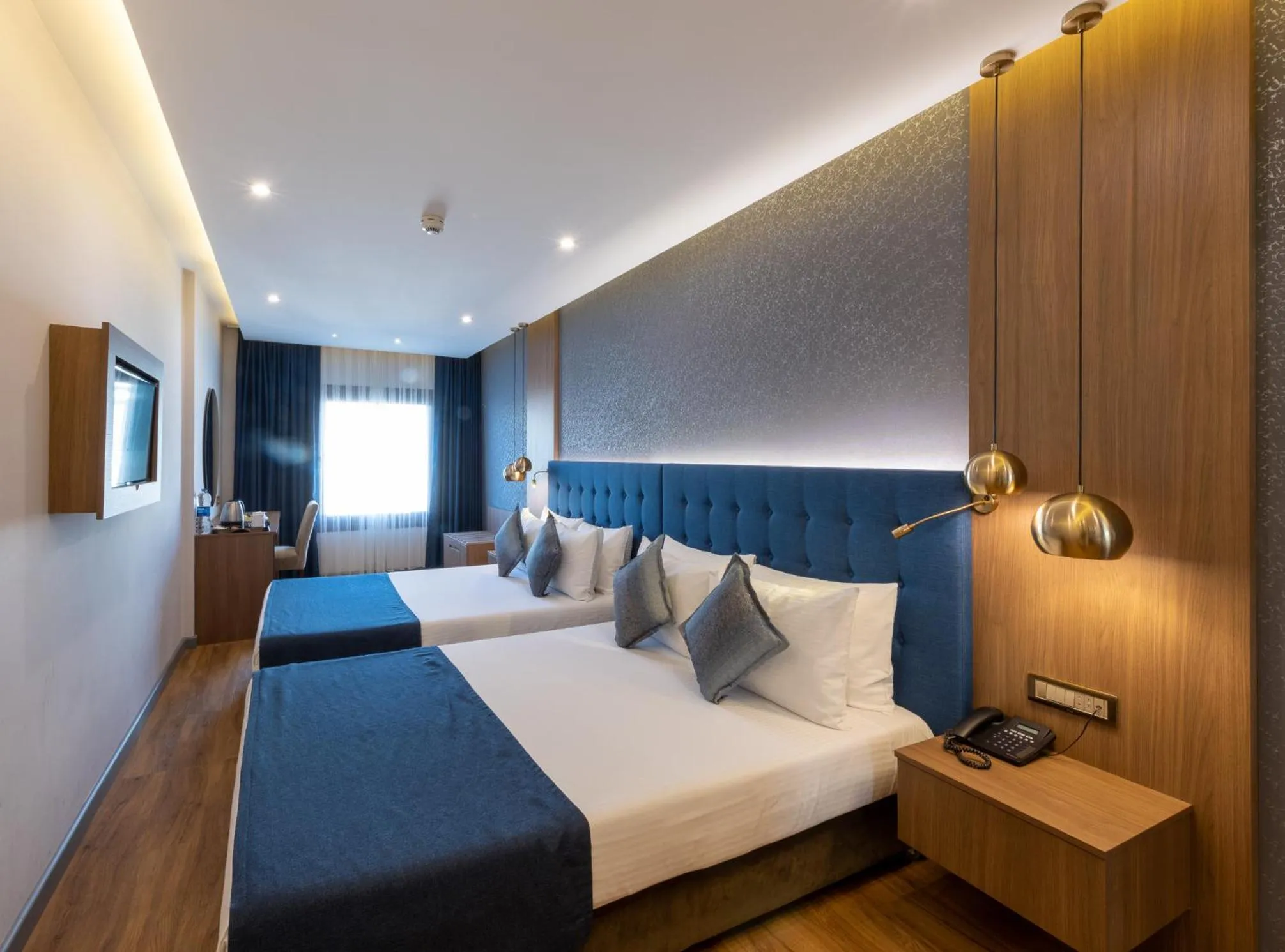 Photo of the whole room, Bed in Nova Plaza Crystal Hotel & Spa