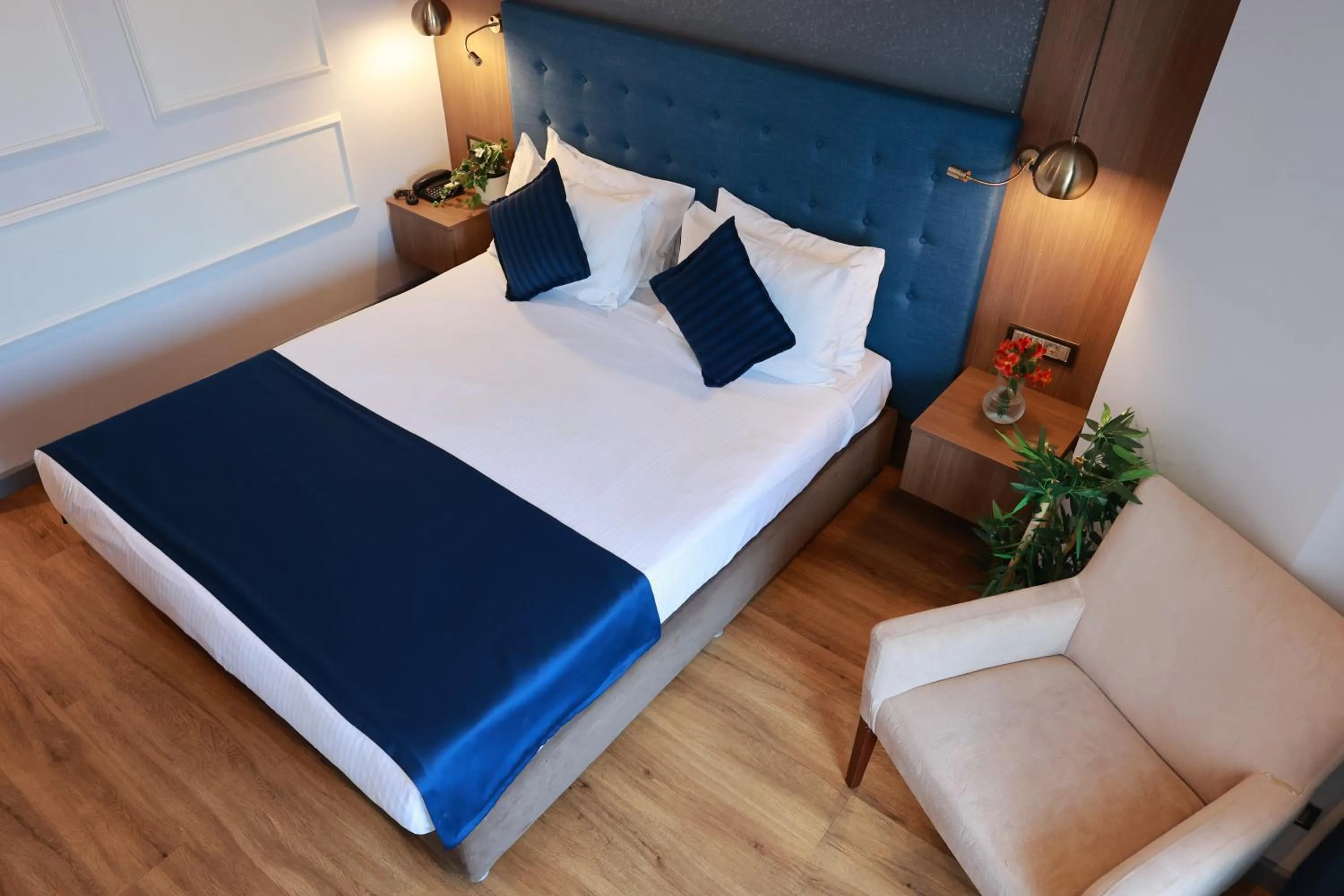 Bed in Nova Plaza Crystal Hotel & Spa