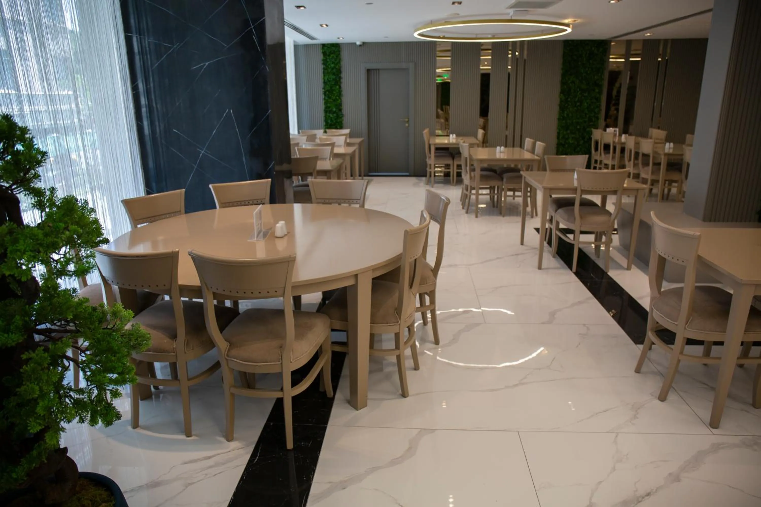 Breakfast in Nova Plaza Crystal Hotel & Spa