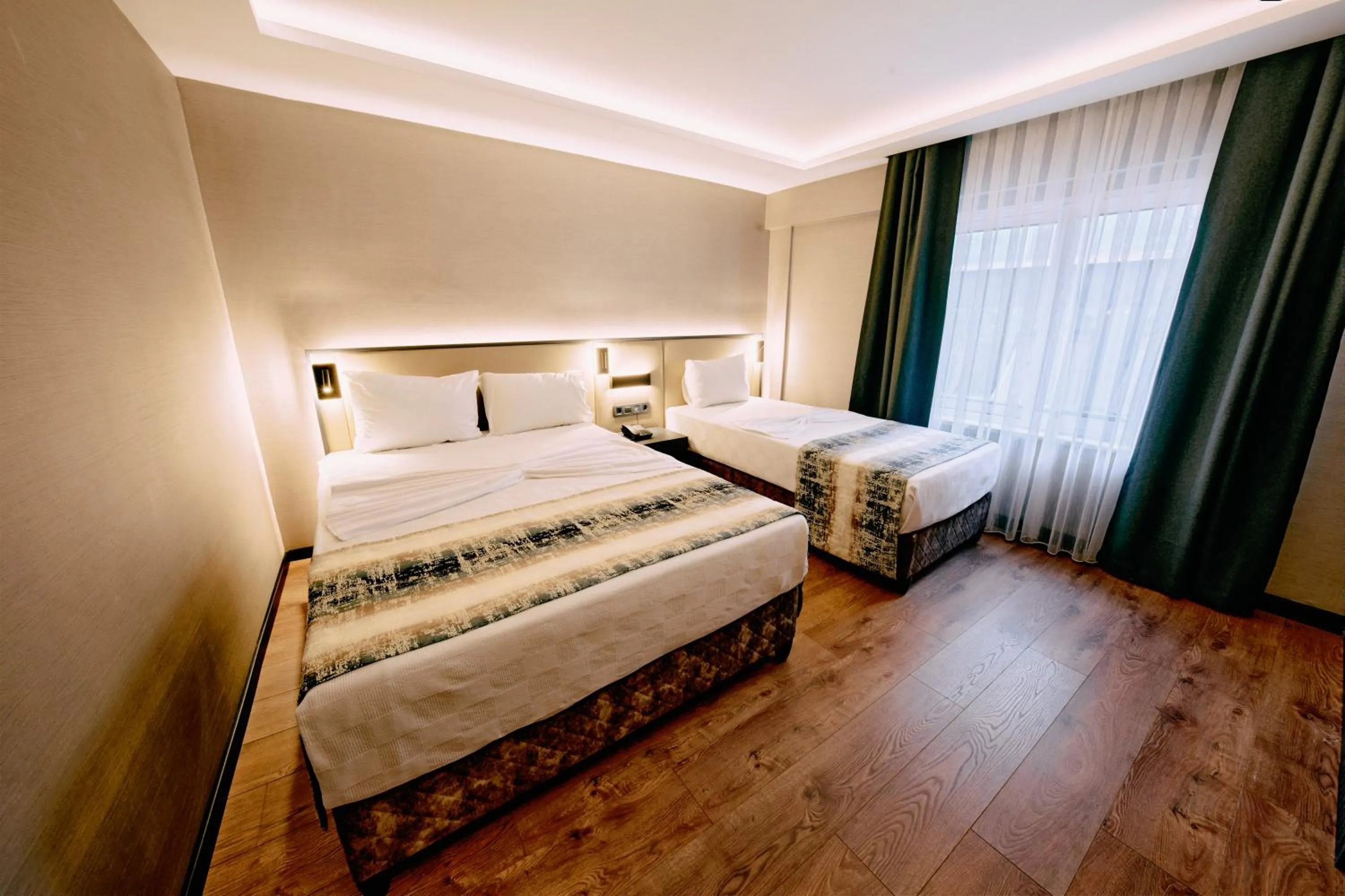 Bed in Osmanbey Fatih Hotel