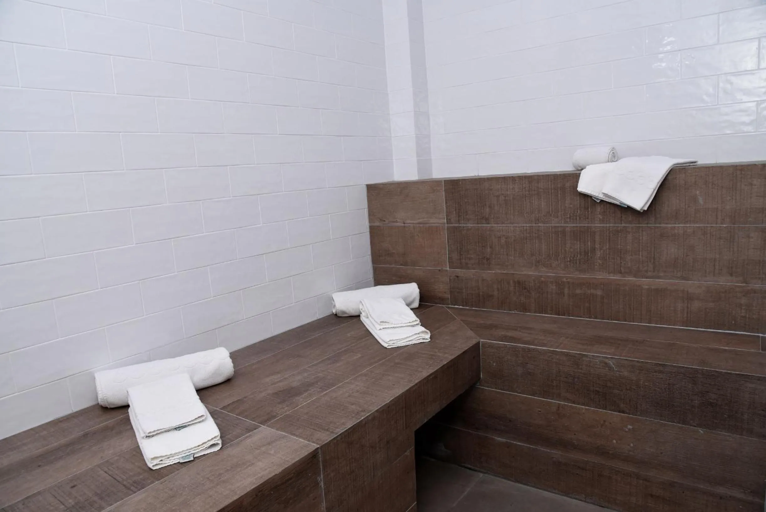 Steam room in Golden Blue Hotel