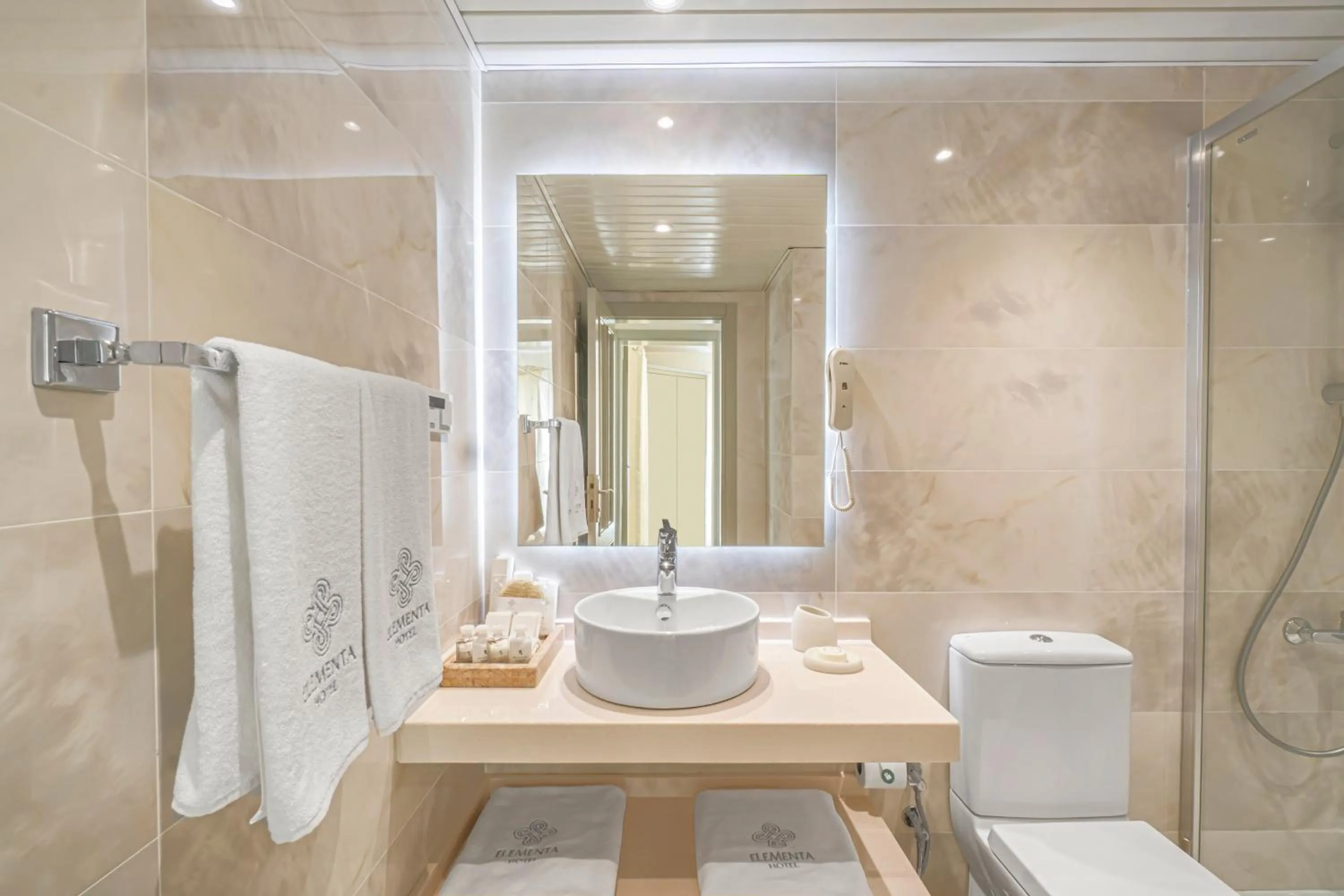 Bathroom in Elementa Boutique Hotel - Adults Only