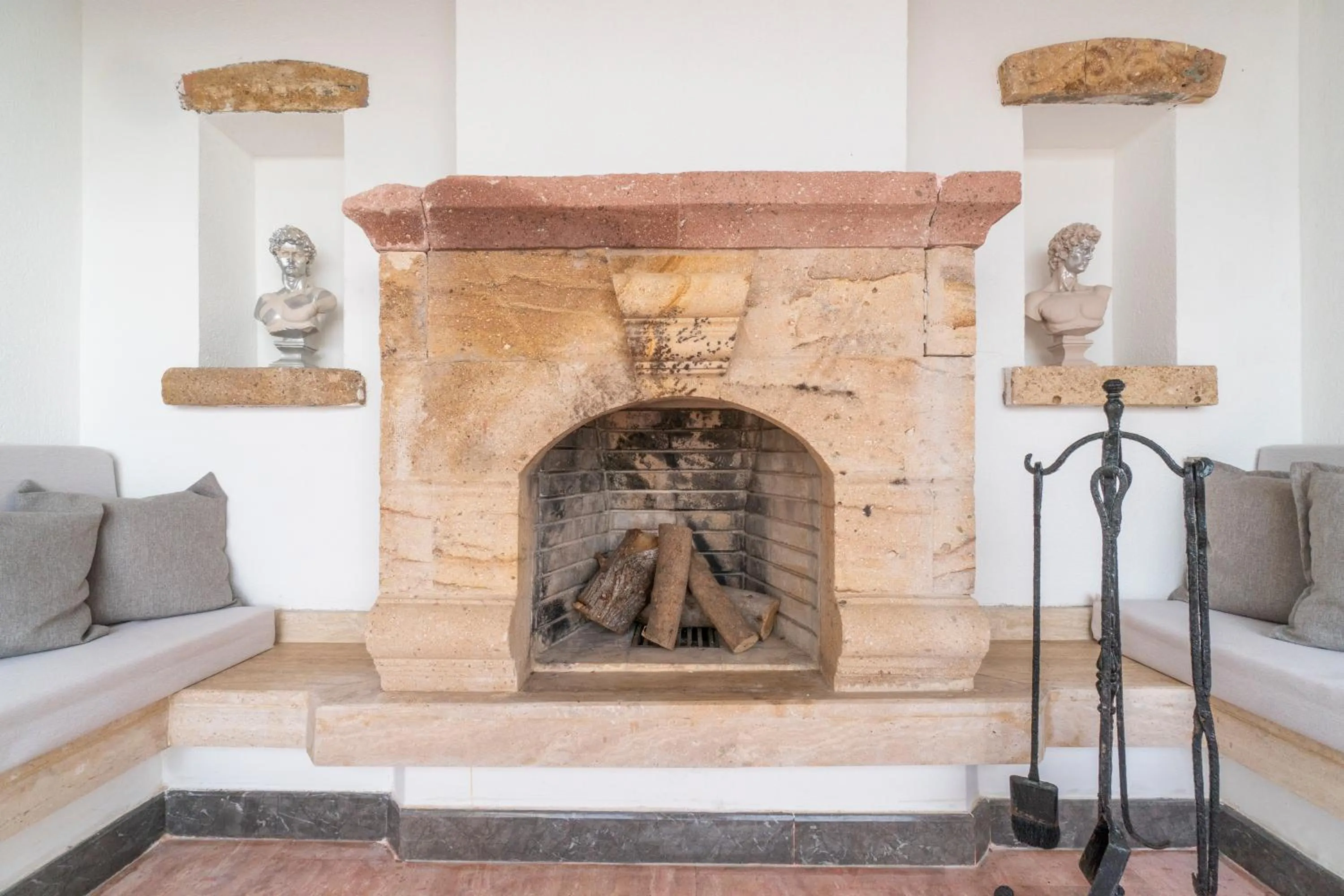 flat iron in Elementa Boutique Hotel - Adults Only