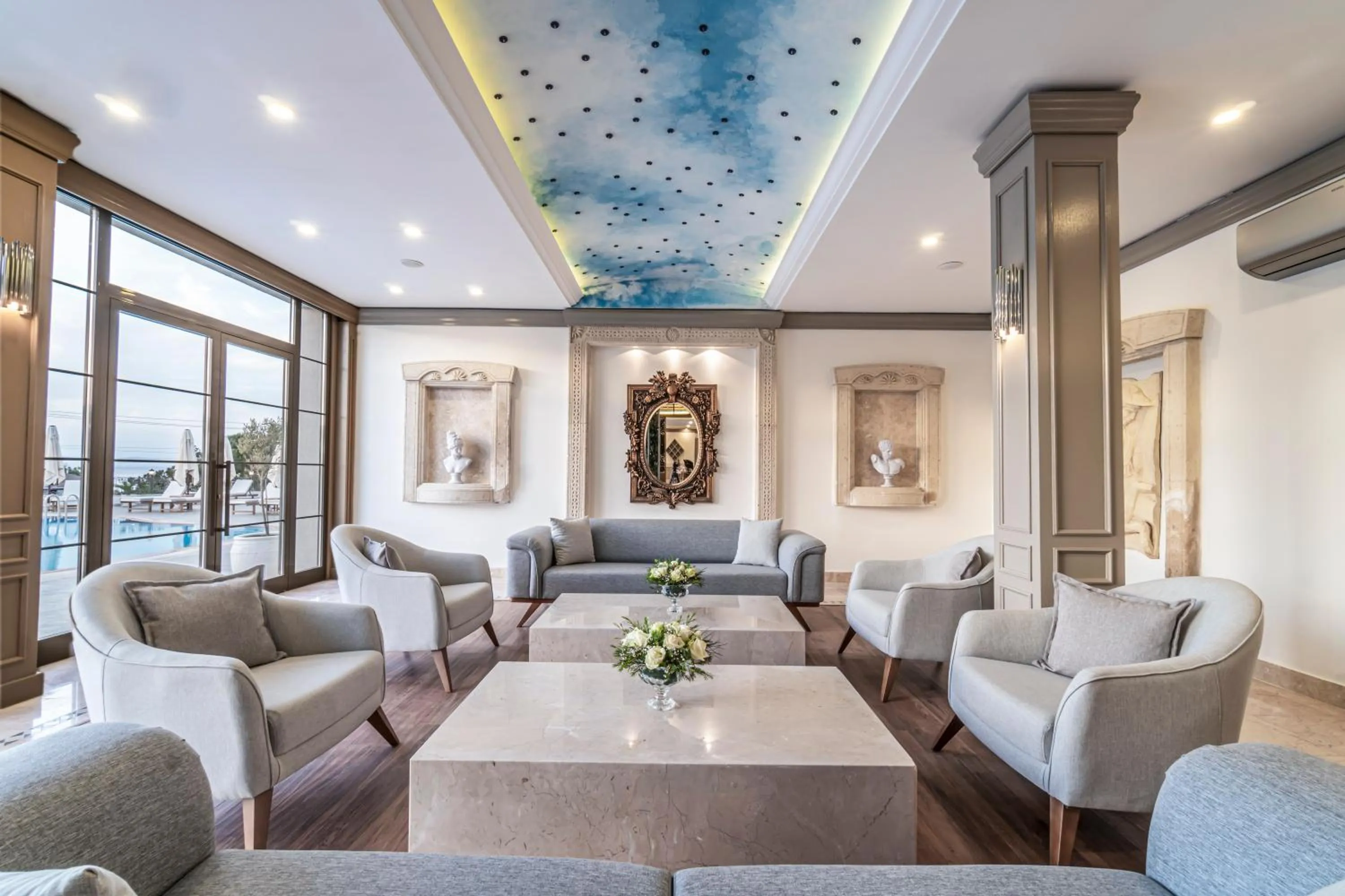 Lounge or bar in Elementa Boutique Hotel - Adults Only