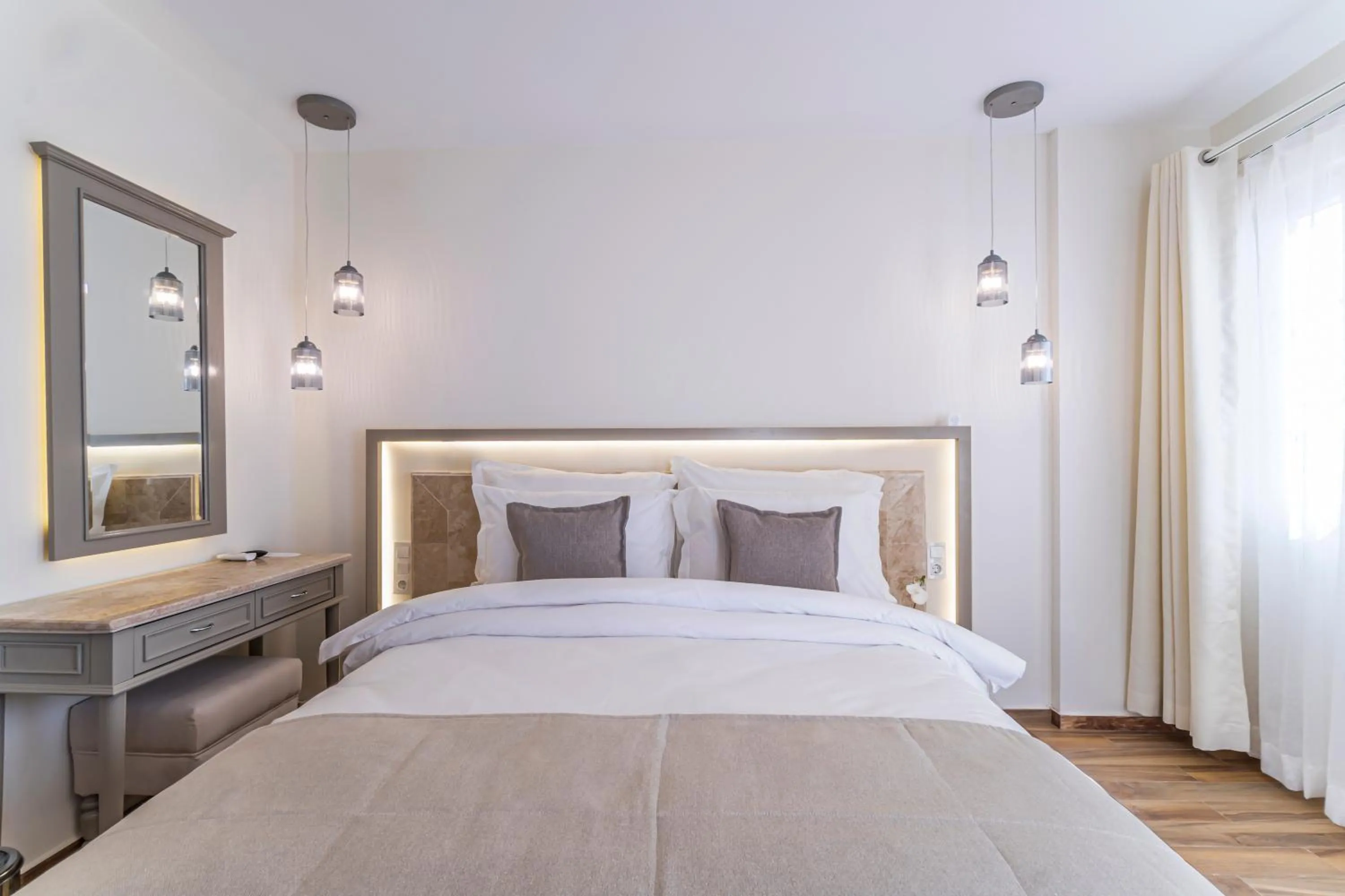 Bedroom, Bed in Elementa Boutique Hotel - Adults Only