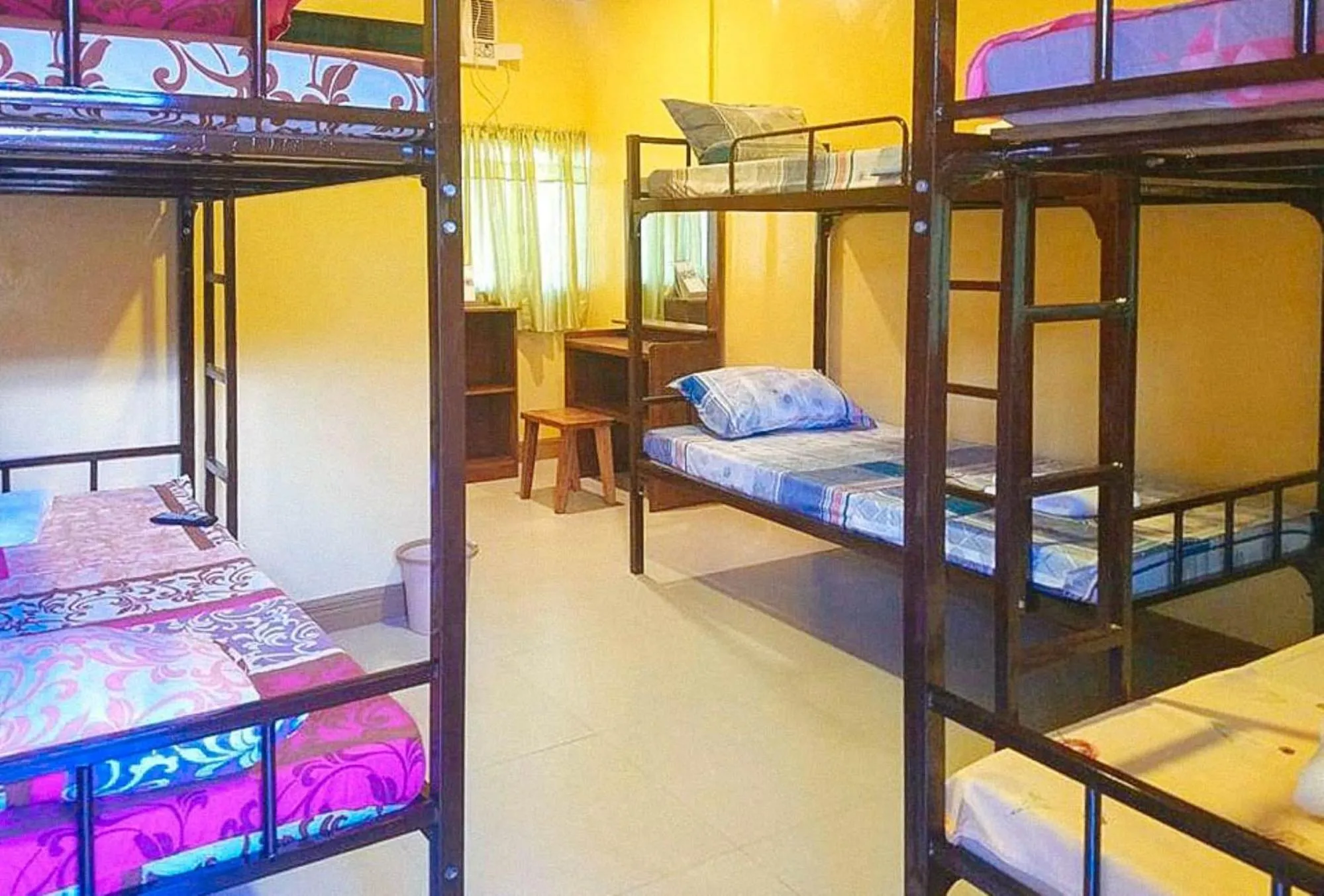 Photo of the whole room in RedDoorz at Shandy's Transient House Palompon