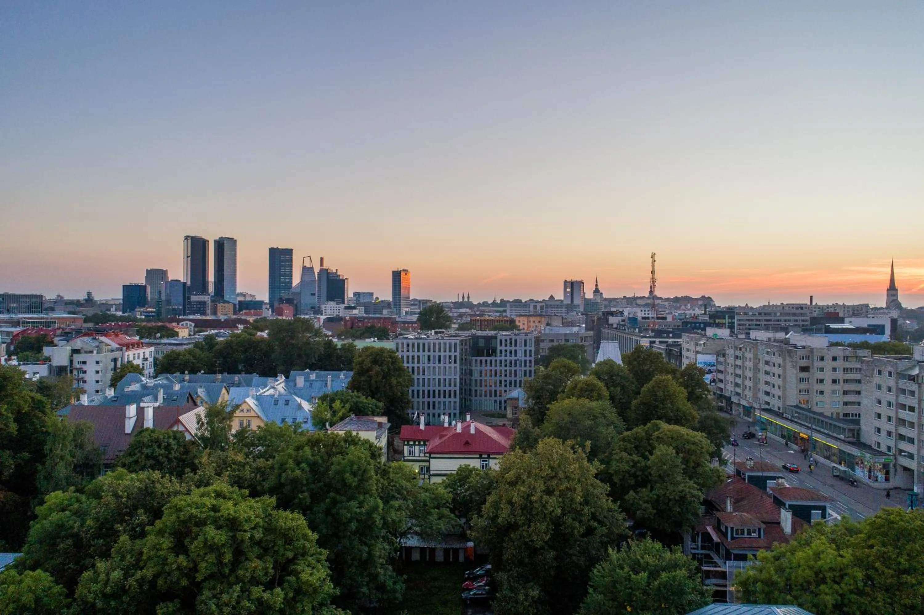 Neighbourhood in Bob W Tallinn City Centre - Avangard