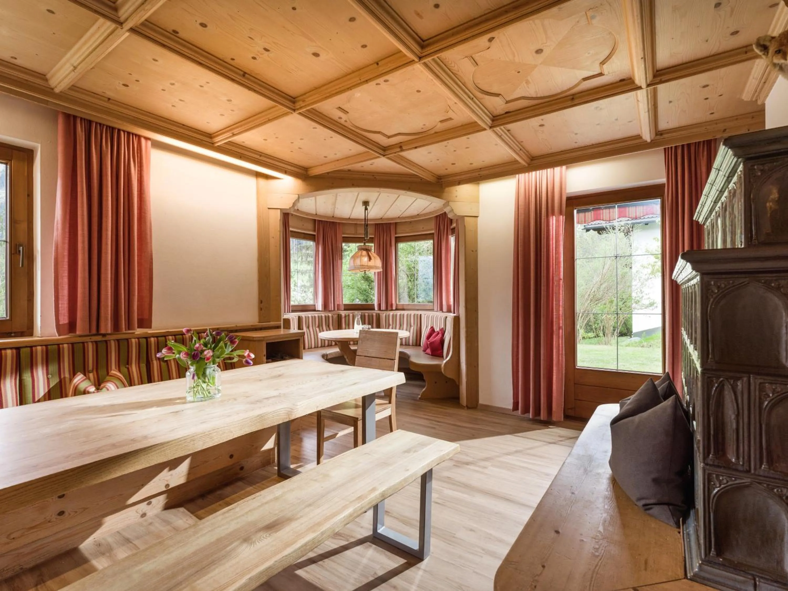 Communal lounge/ TV room in Ferienhaus Kröll