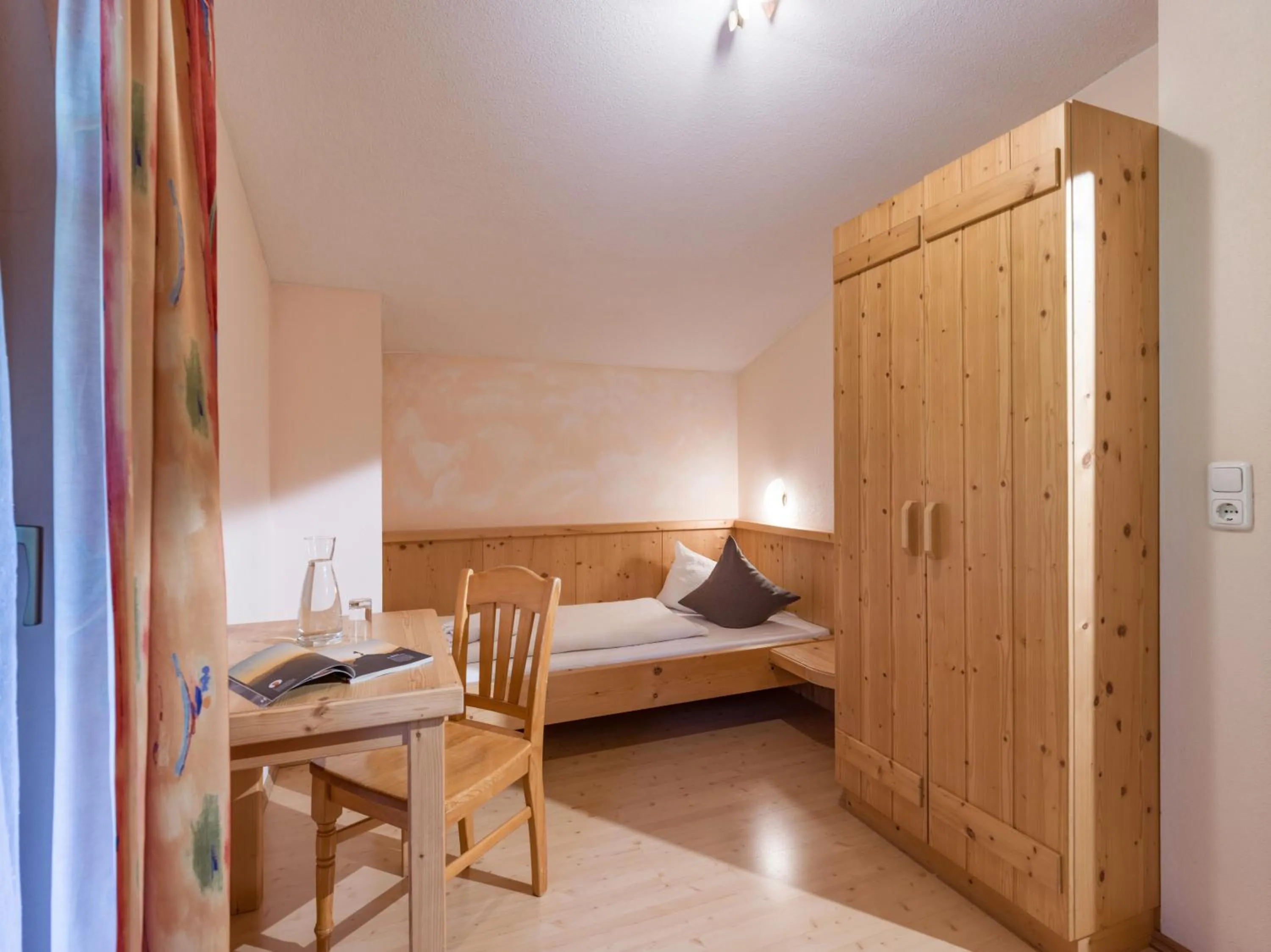 Bedroom, Bed in Ferienhaus Kröll
