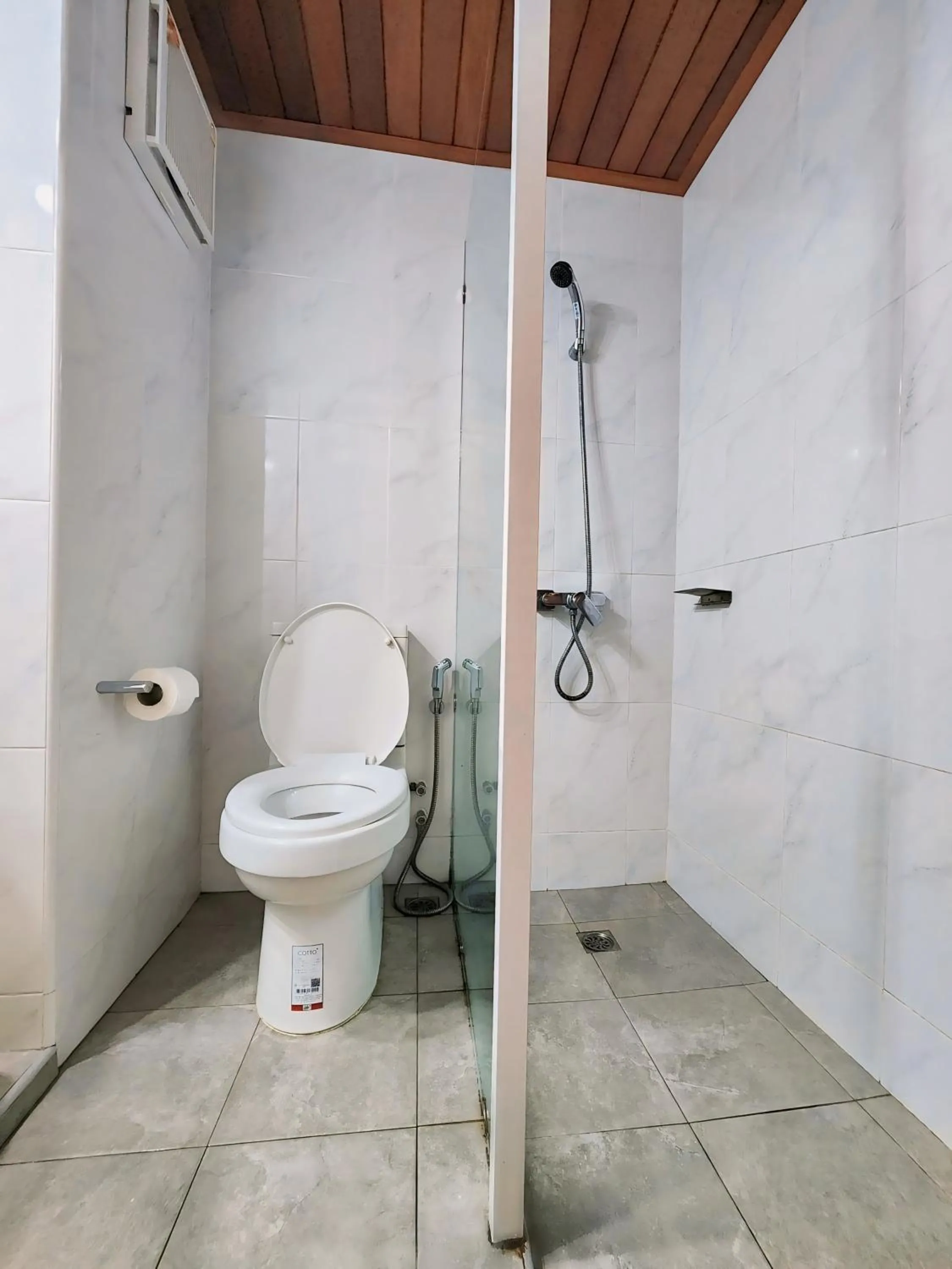 Bathroom in Siam Palace Hotel